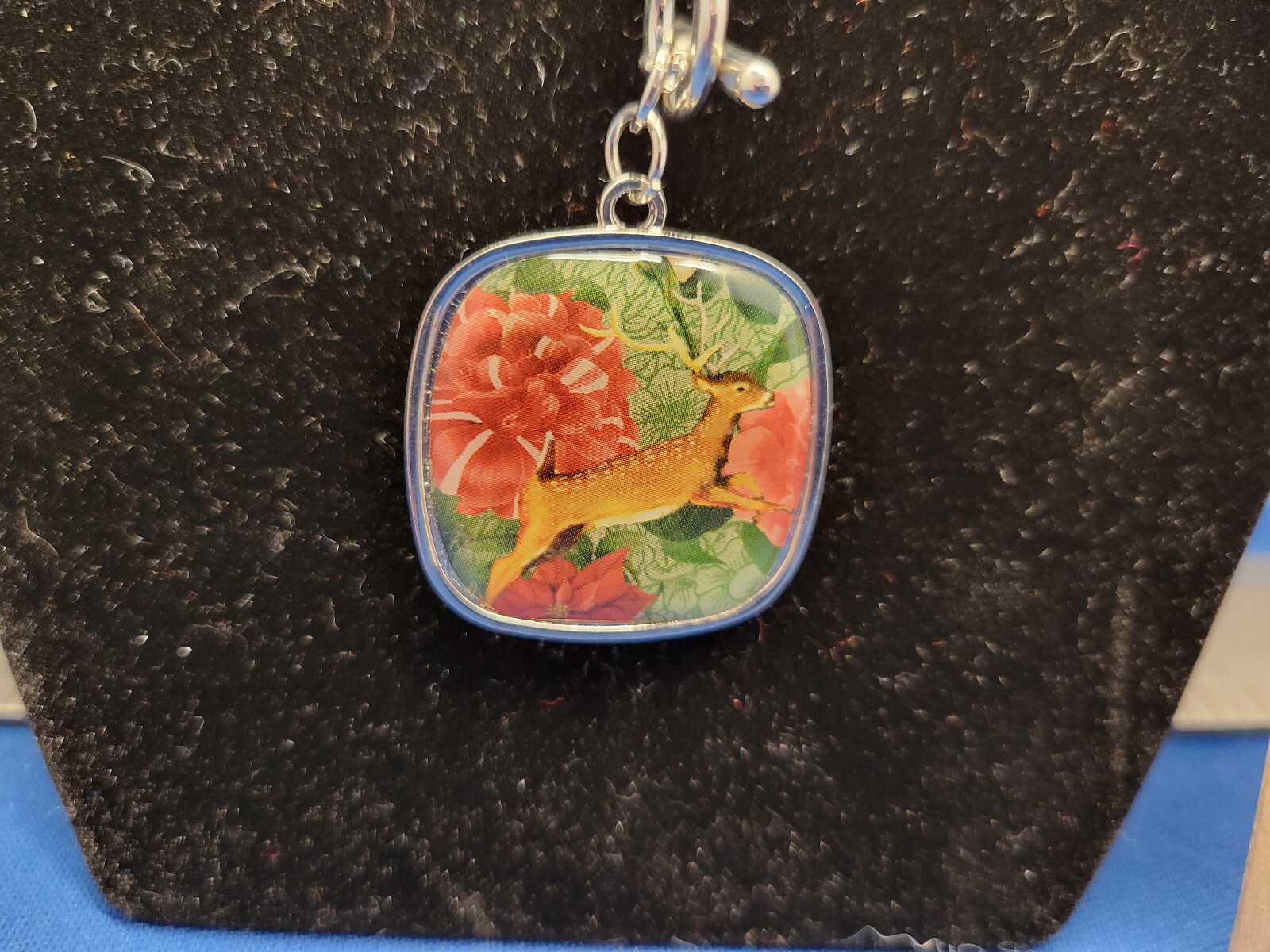 Pendant Necklace Silver Chain Style with Reversible Pendant 103