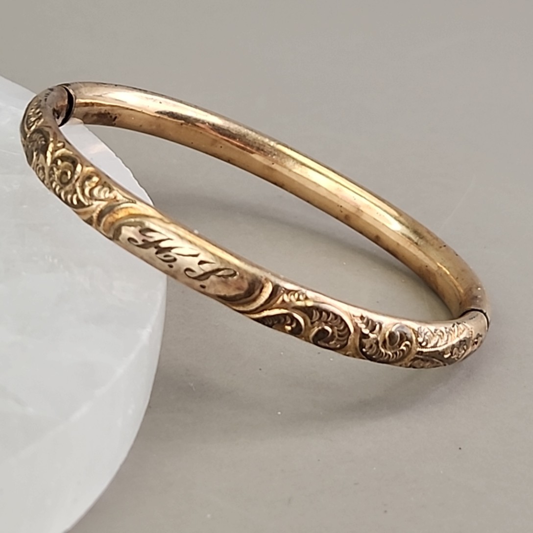 Antique Victorian Bangle Bracelet Floral Motif Etched HP Gold Filled 6.25″