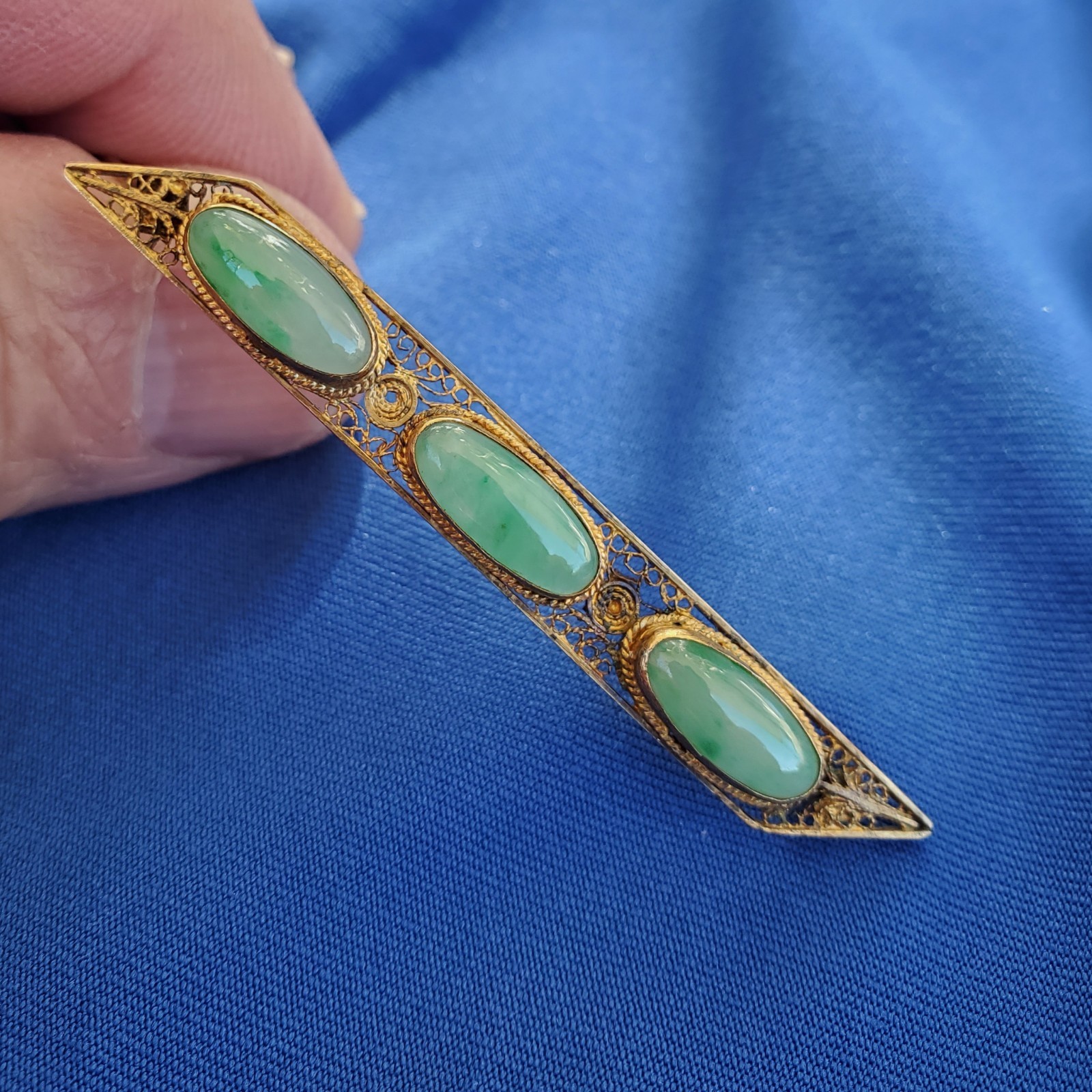 Original EARTH MINED JADE Antique Art Deco Brooch Vintage SOLID 14K GOLD Bar Pin