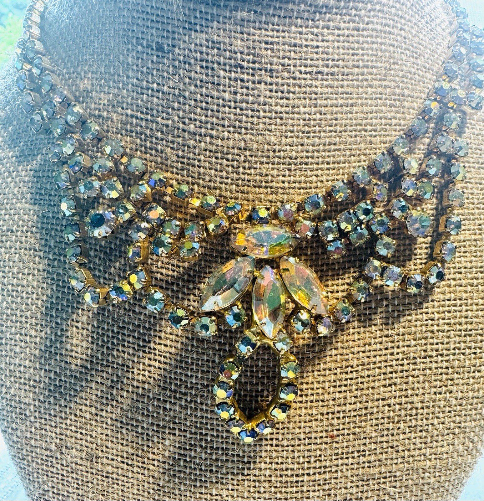 Vintage Unmarked Aurora Borealis AB Rhinestone Necklace Bracelet Gold-Tone