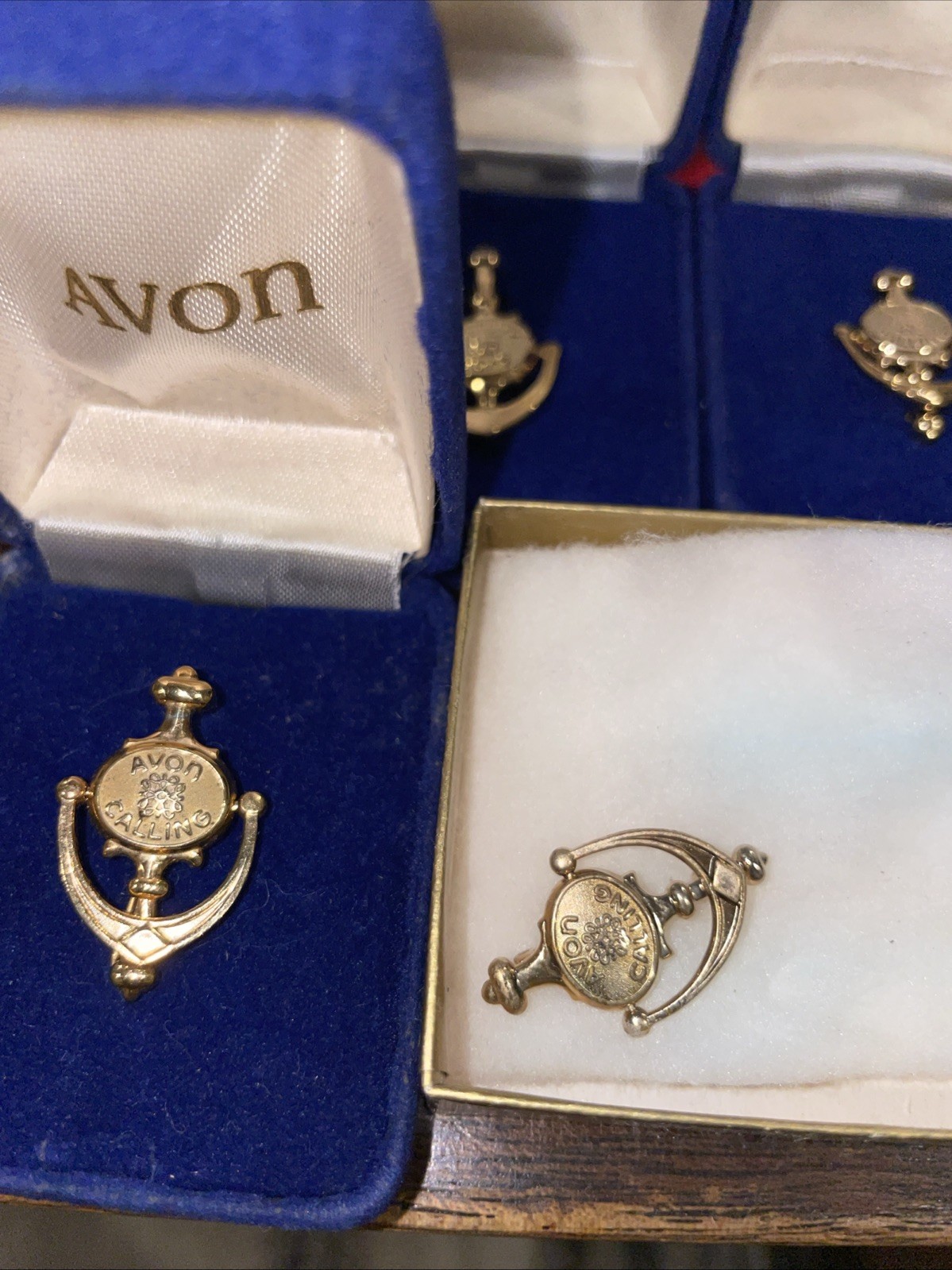Avon calling DOOR KNOCKER PIN lot of 6 NOS vintage hinged 1970’s seller award