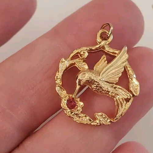 Vintage JJI Hummingbird Pendant Floral with Red stone Round Gold Tone Signed
