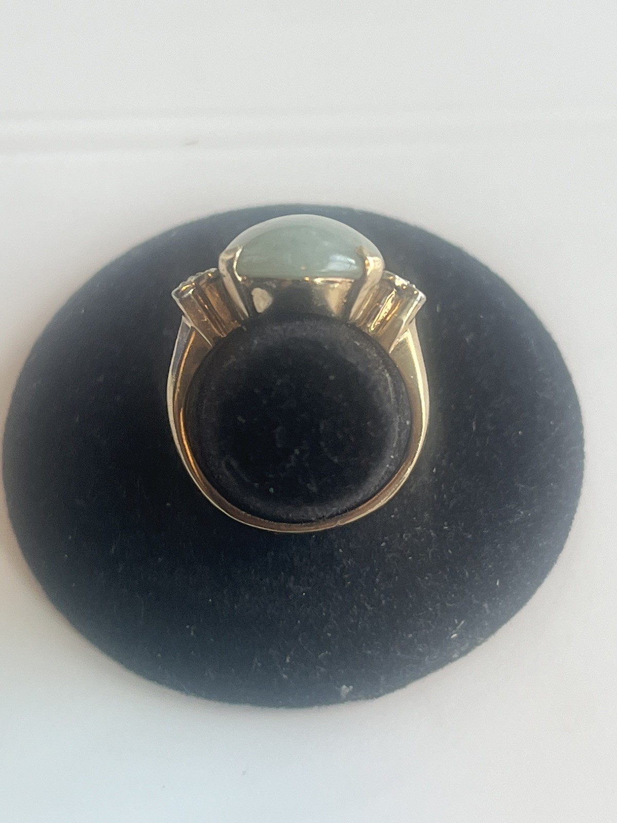 Vintage Jade Ladies Ring In 14k Yellow Gold Size 6.5 Center Oval Jade 18x13mm