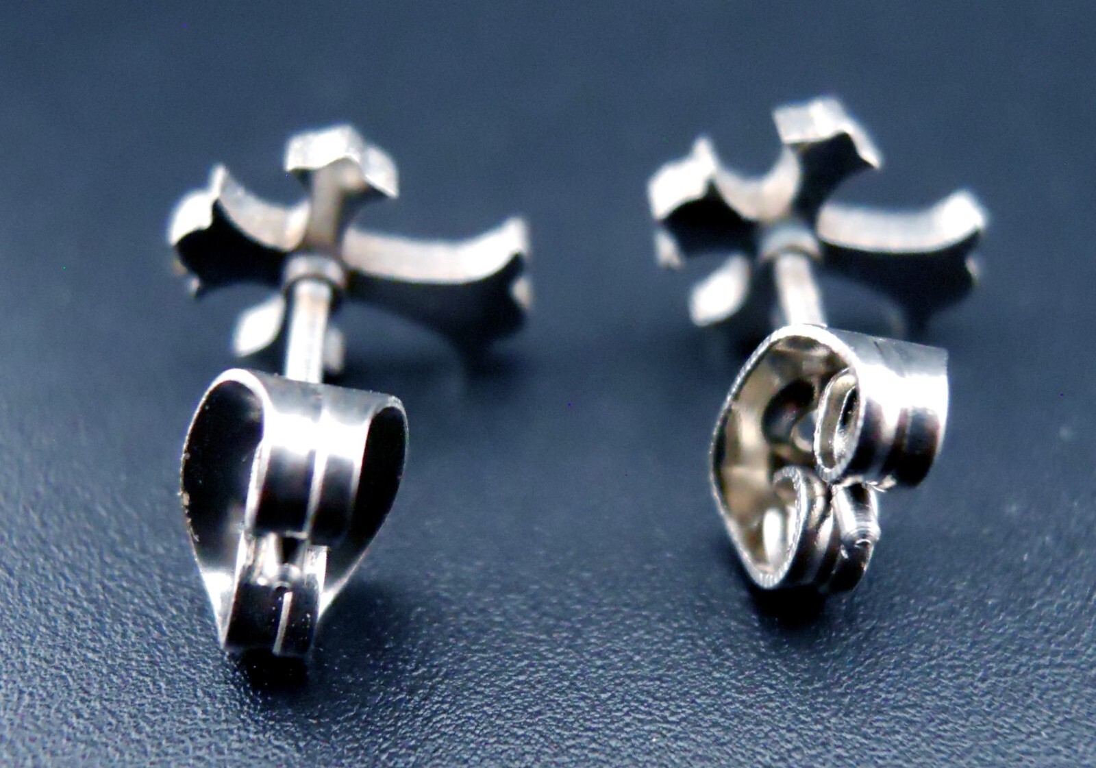 Cross Earrings Stainless Steel NEW Goth Vintage 90’s Stud/Post Pointed Gothic