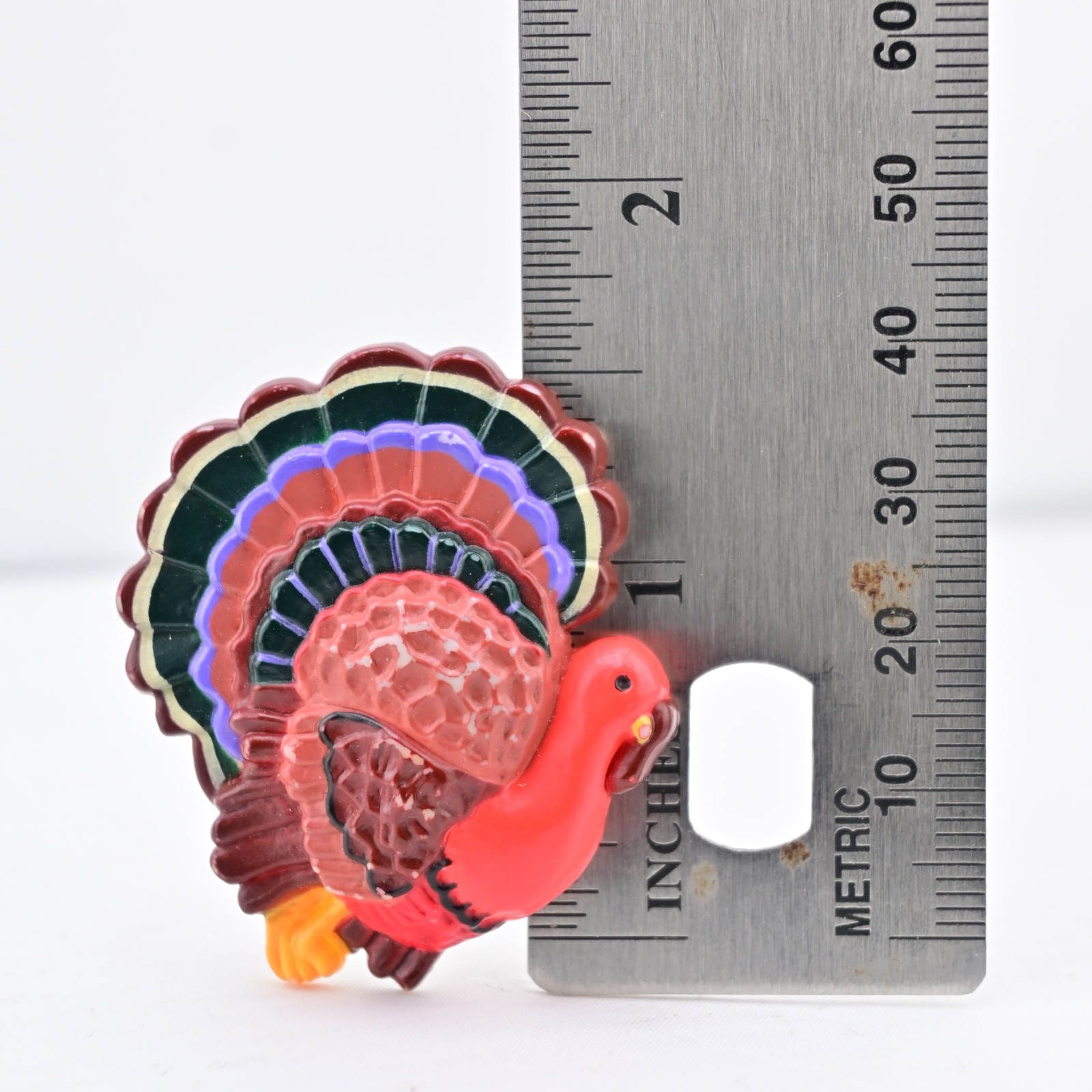 VTG 1979 HALLMARK PILGRIM BIRD PLASTIC THANKSGIVING BROOCH PIN lot of .. READ