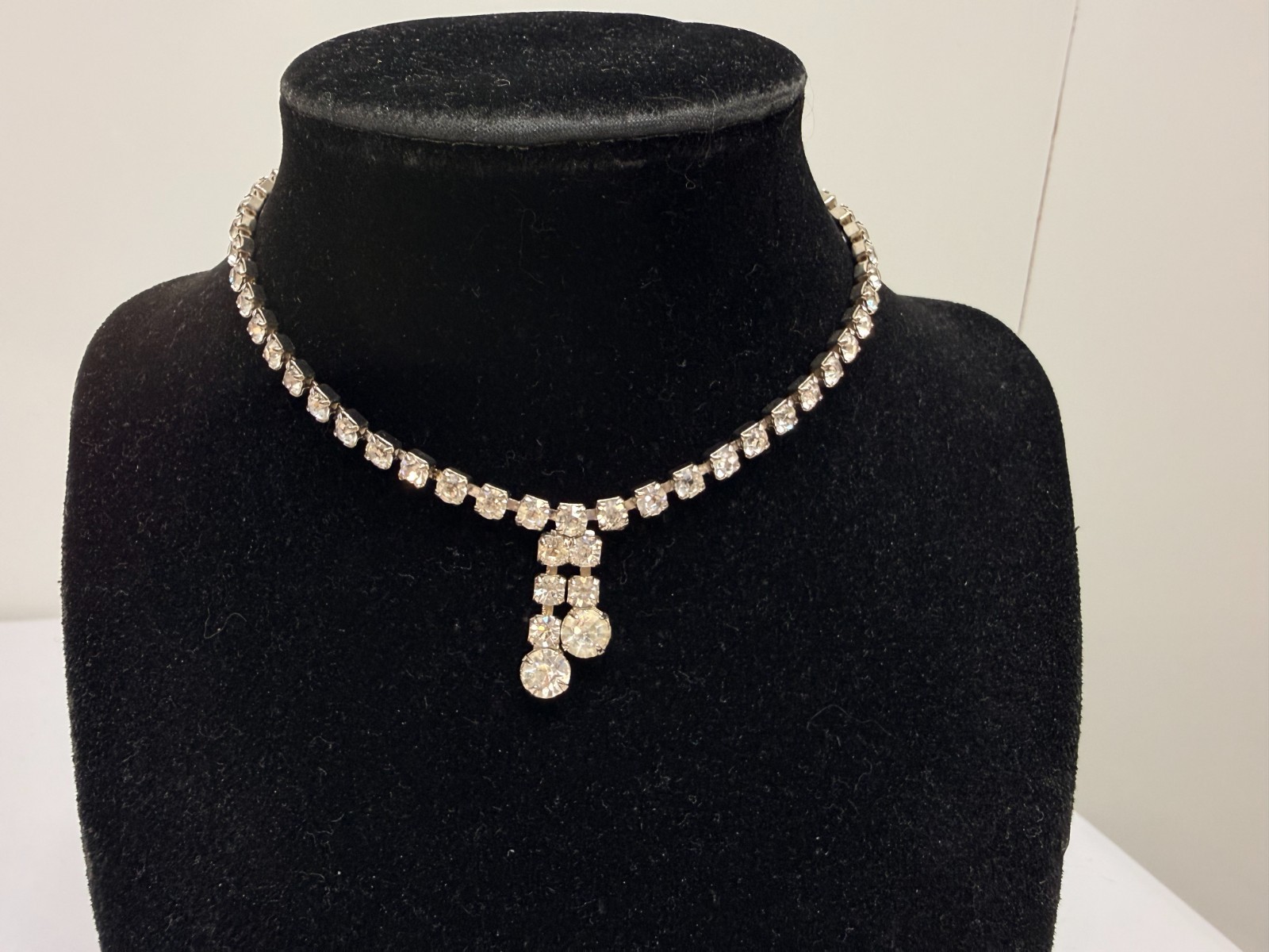 Vintage Rhinestone Choker Necklace Mid Century Sparkling Gemstones 12in Tassel
