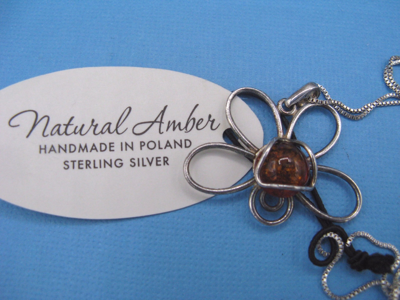Amber Waves Honey Bee Necklace Amber Poland Sterling Silver 18″ Chain AGI Italy