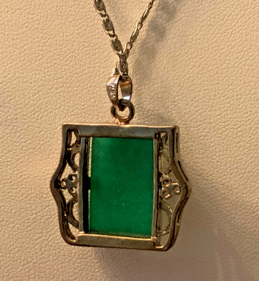 Vintage Art Deco Green Stone Silver Tone 18KT Gold Plate Pendant on 17” Chain
