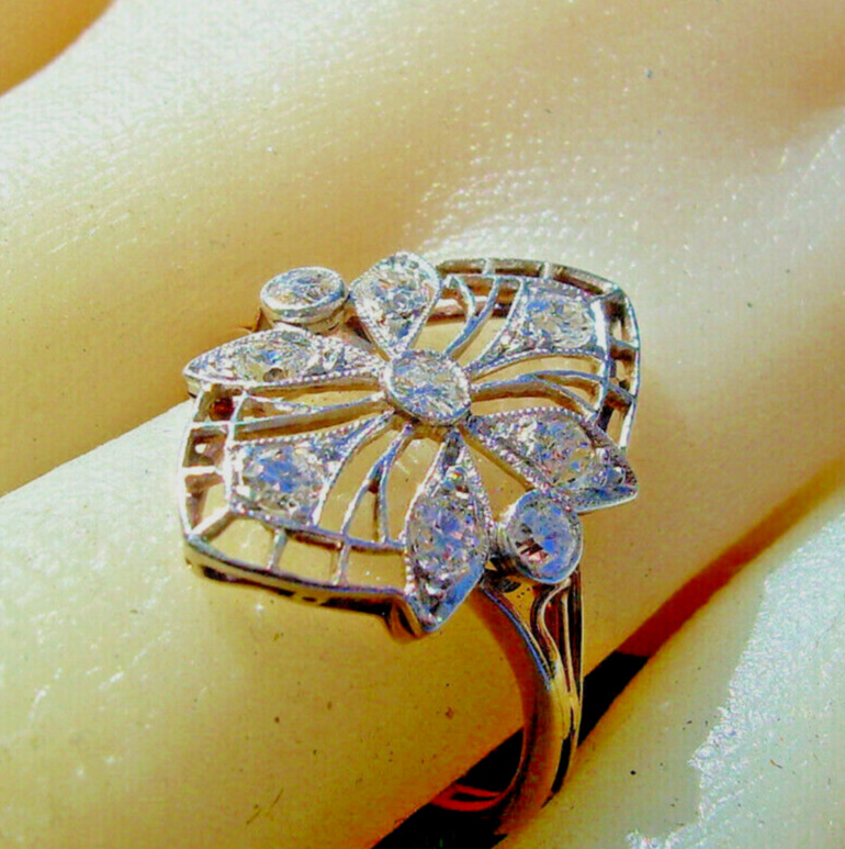 Original EARTH MINED DIAMOND Deco Engagement Ring 1 carat Antique PLATINUM 14K