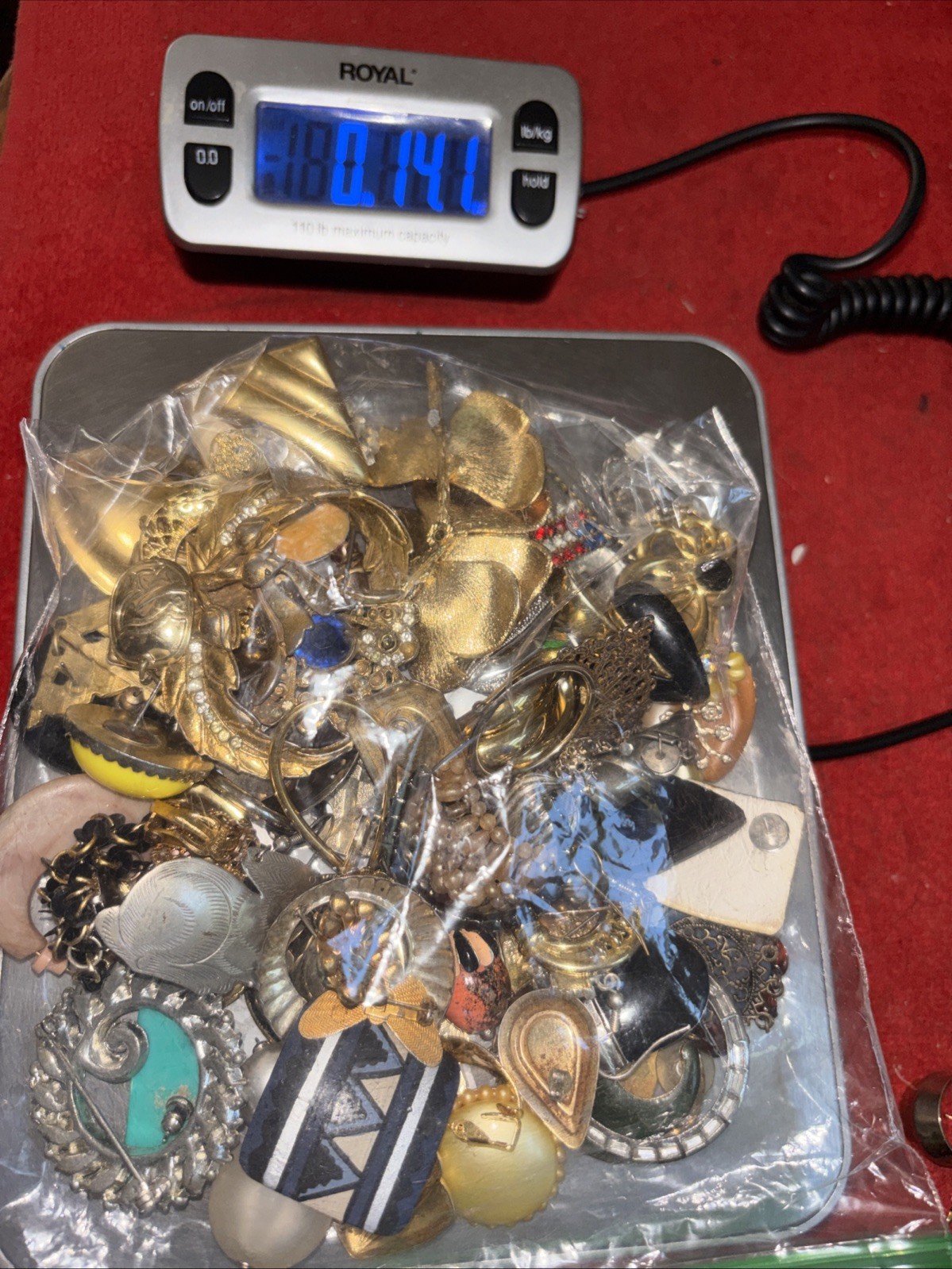Vintage Single Earrings Crafts Jewelry Lot, Broochs 55+ Pieces