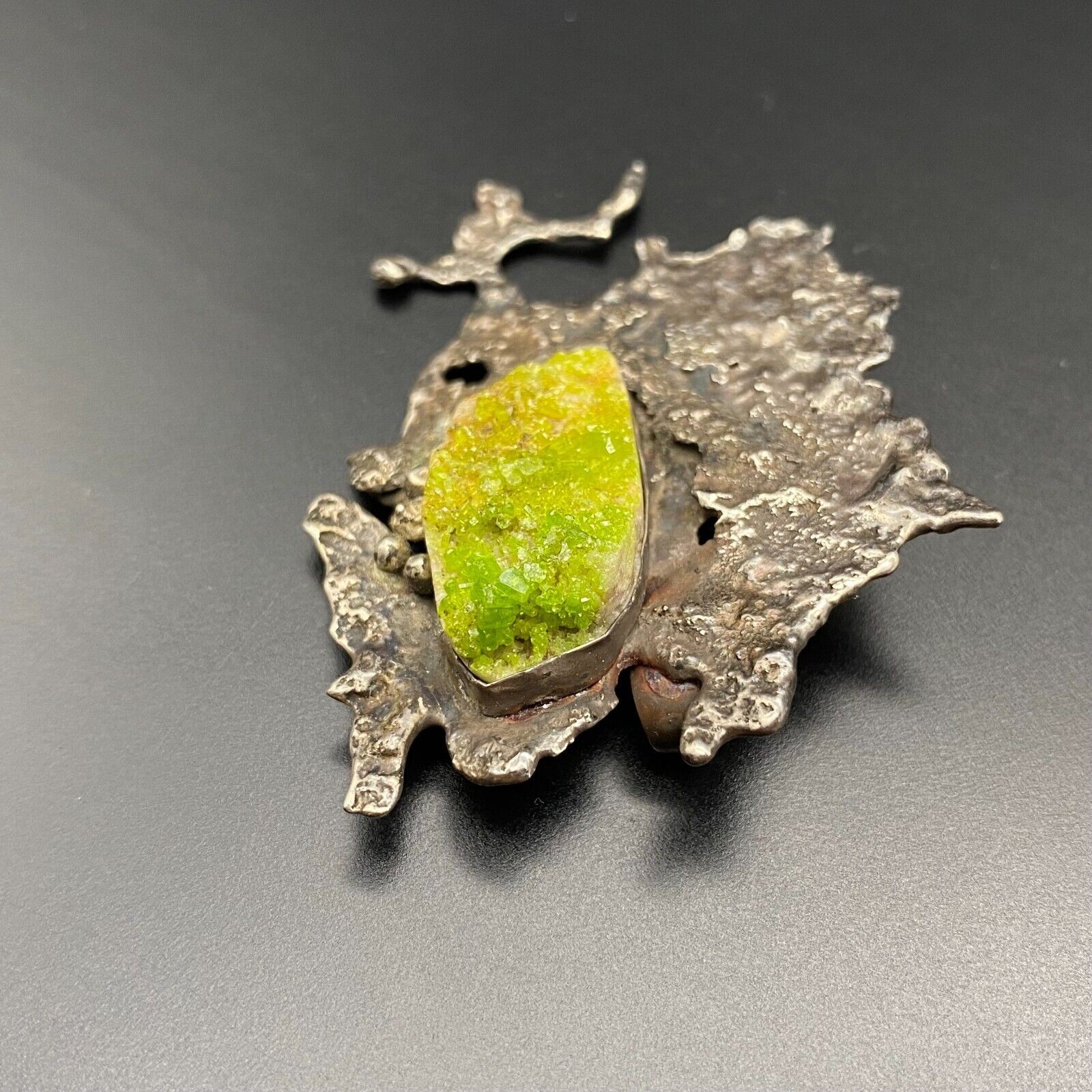 Vintage Brutalist Abstract Green Druzy Stone Silver Pendant