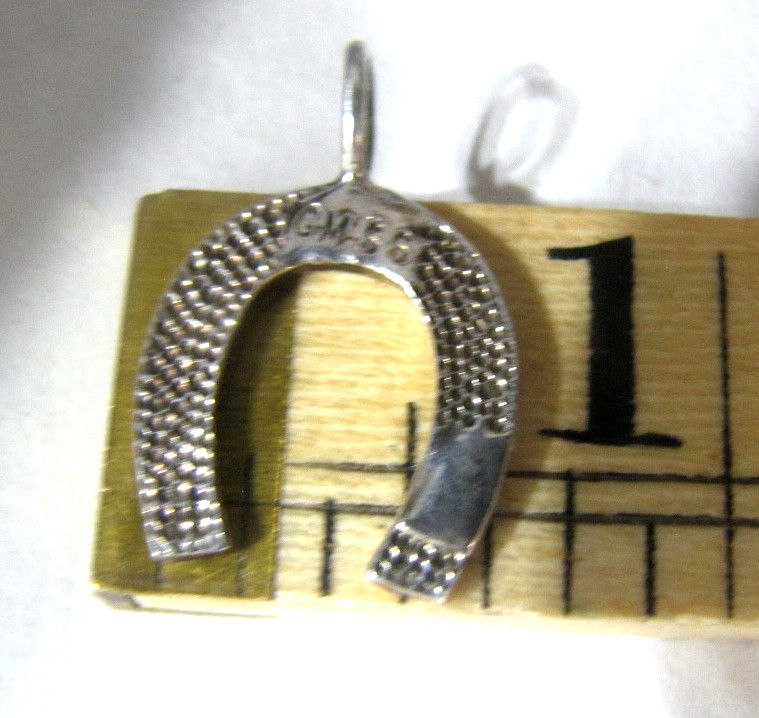 Vintage Sterling Silver Horseshoe Charm Pendant Lucky Textured Signed GM SS 1″