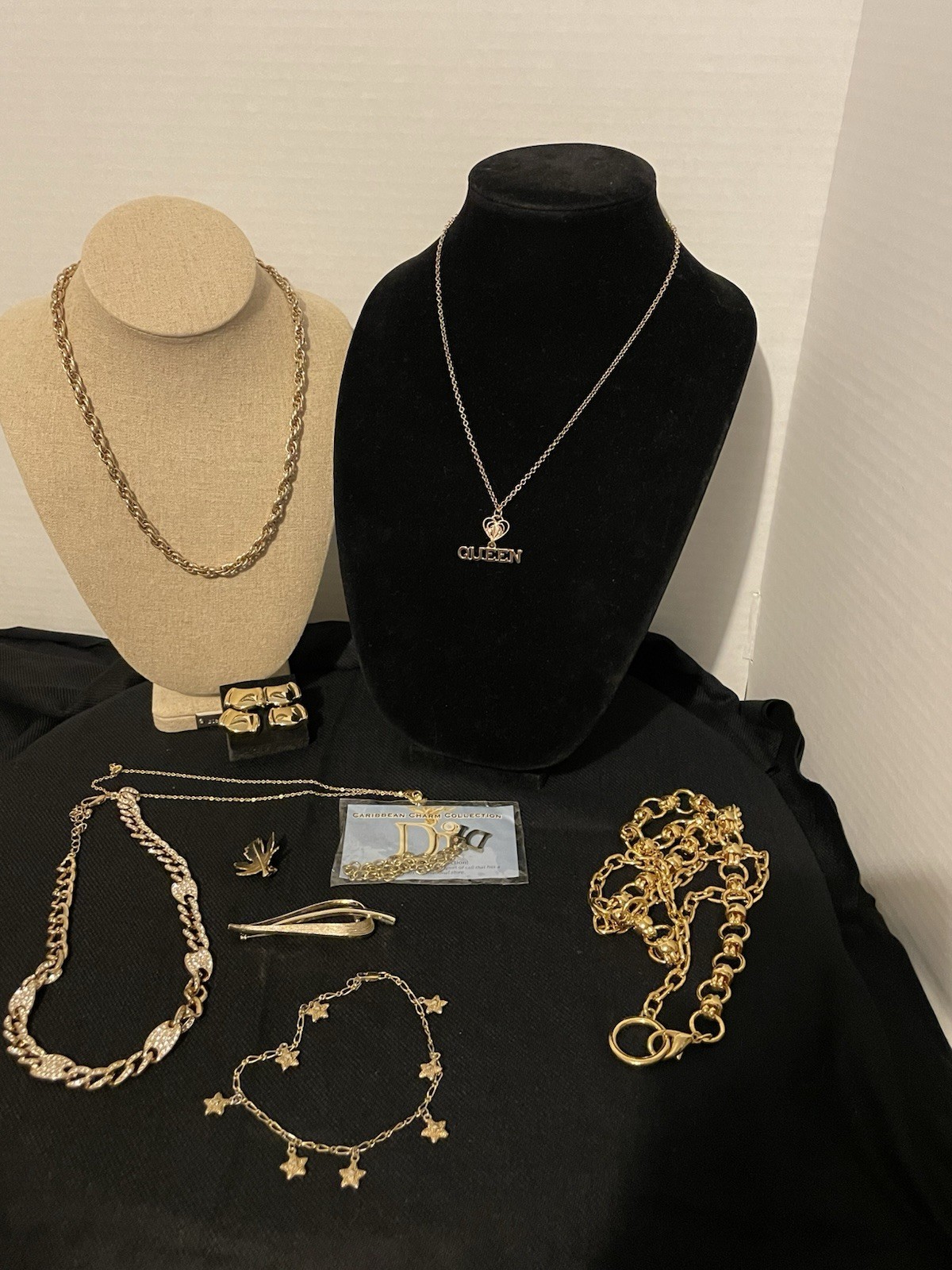 Lot Of Gold Tone Jewelry See Pictures Details/Wear
