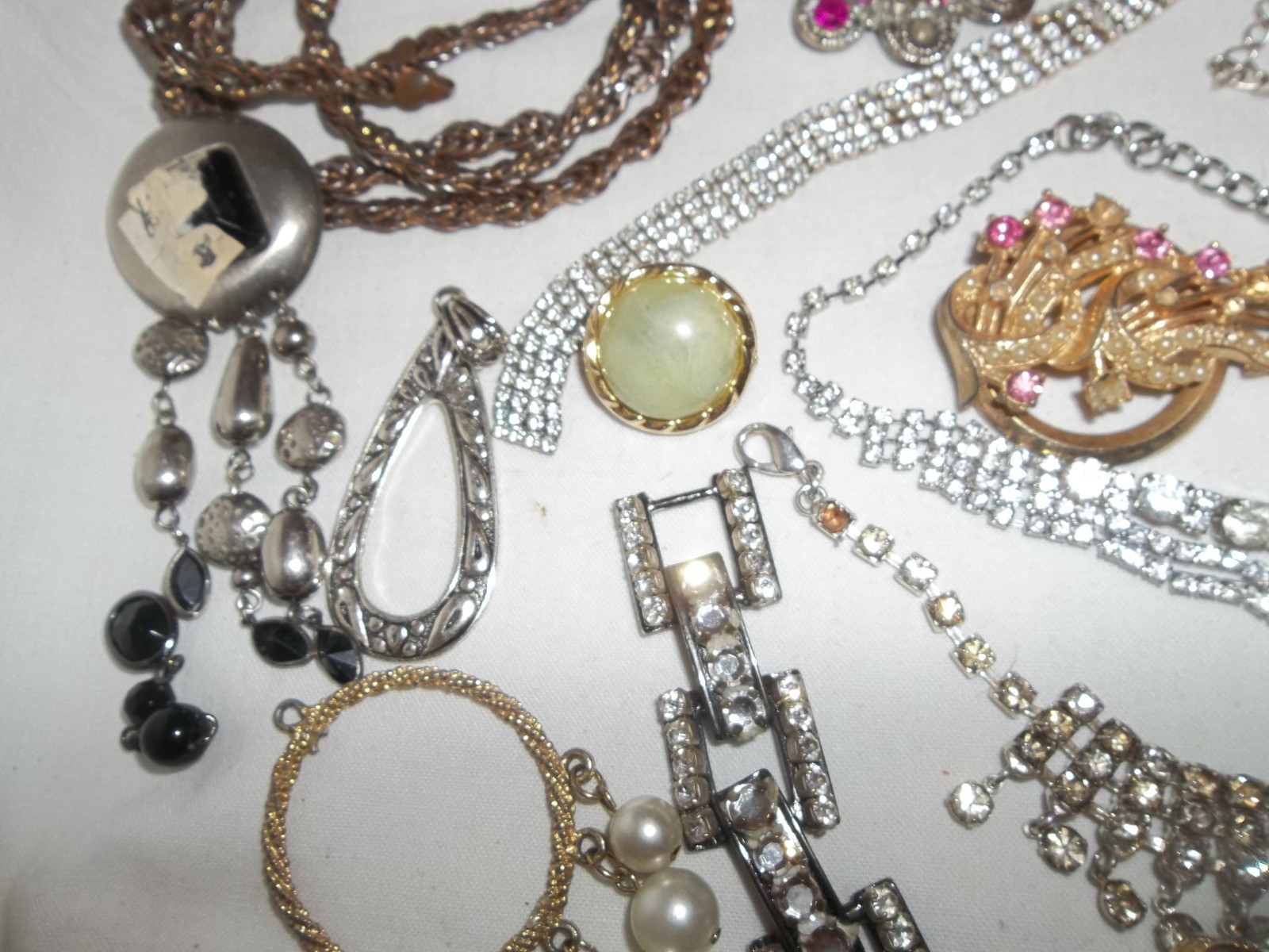 Vintage 1 lb Rhinestone Earrings Necklaces Brooch/pins Jewelry LOT Repair craft