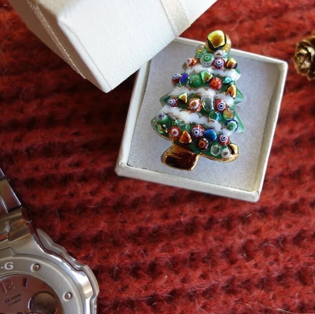 Christmas Tree – Japanese cloisonné enamel Pin Badge Made-to-order NEW
