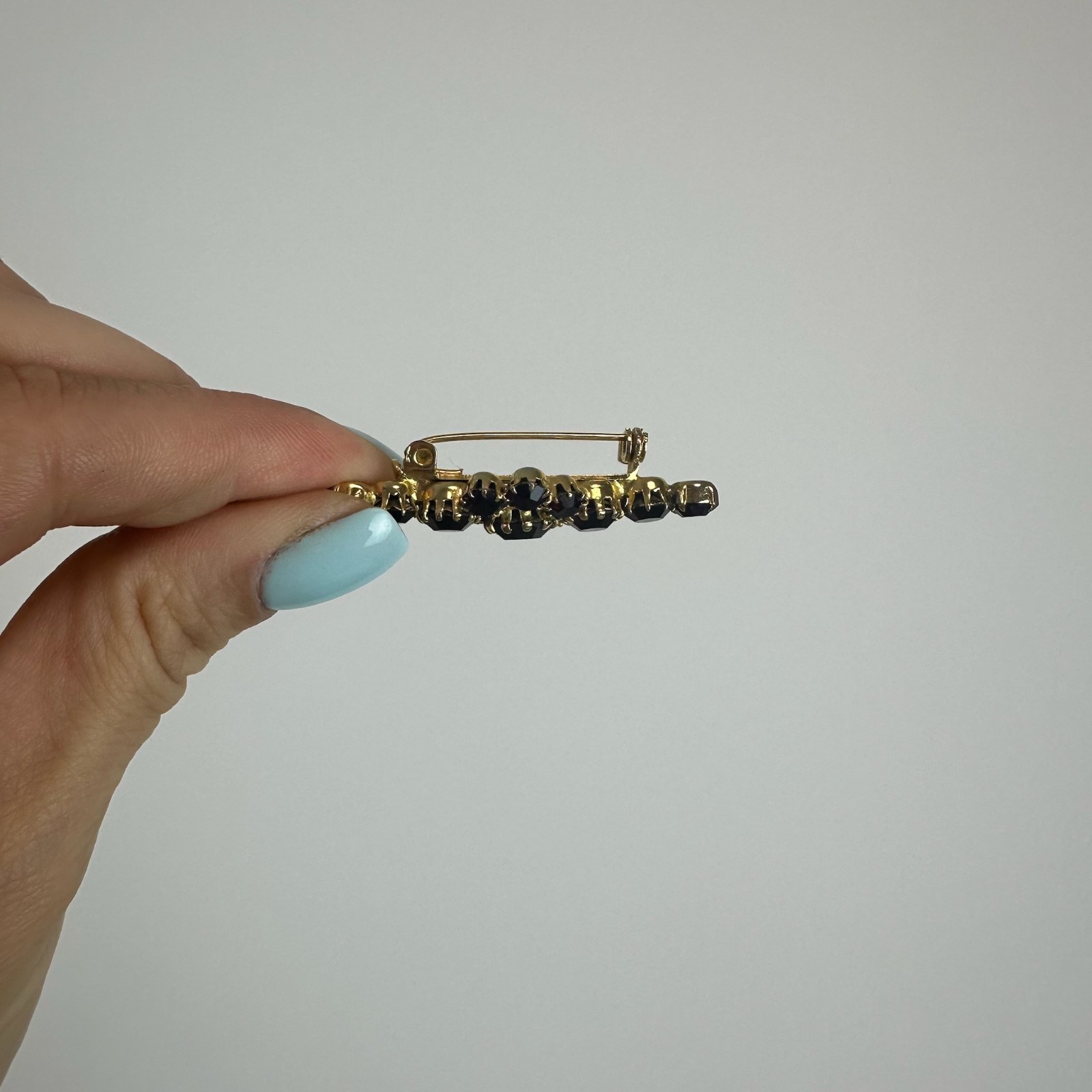 Vintage brooch – USSR jewelry – soviet red stone – Czech Republic