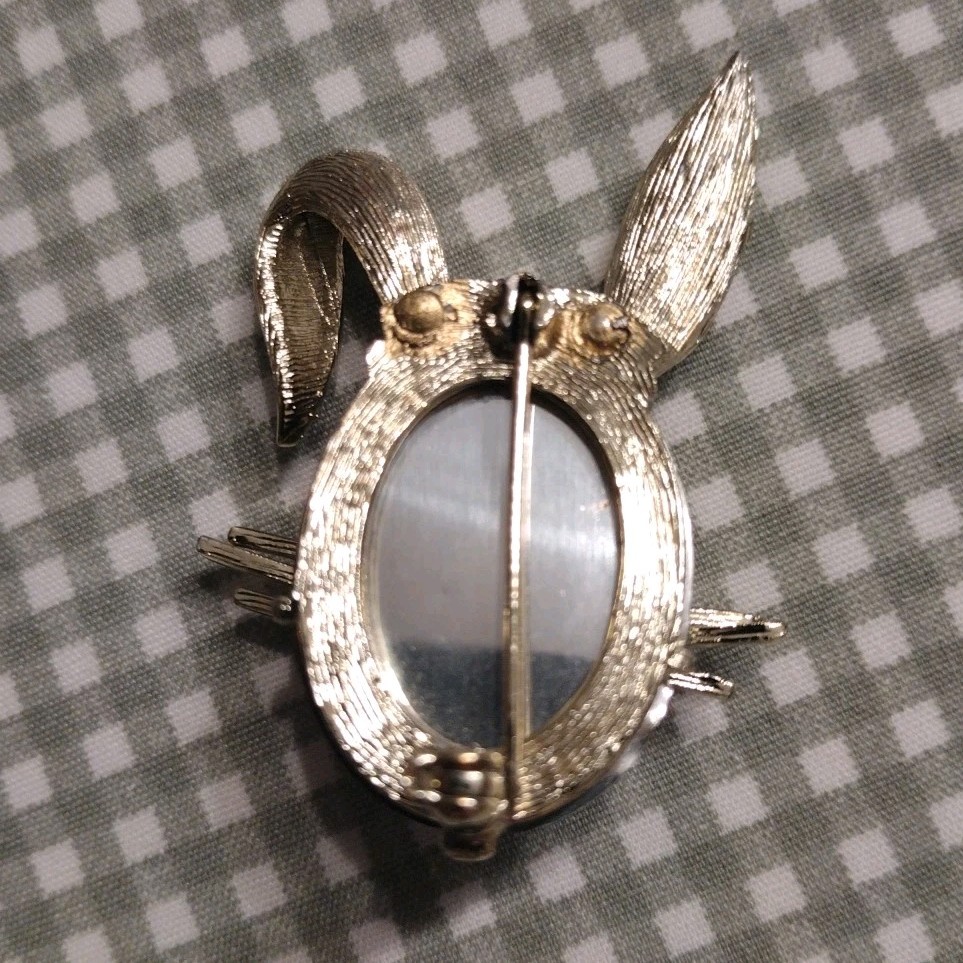 Vintage Brooch Rabbit Head Pin Amber Topaz Color Stone Gold Tone Unique