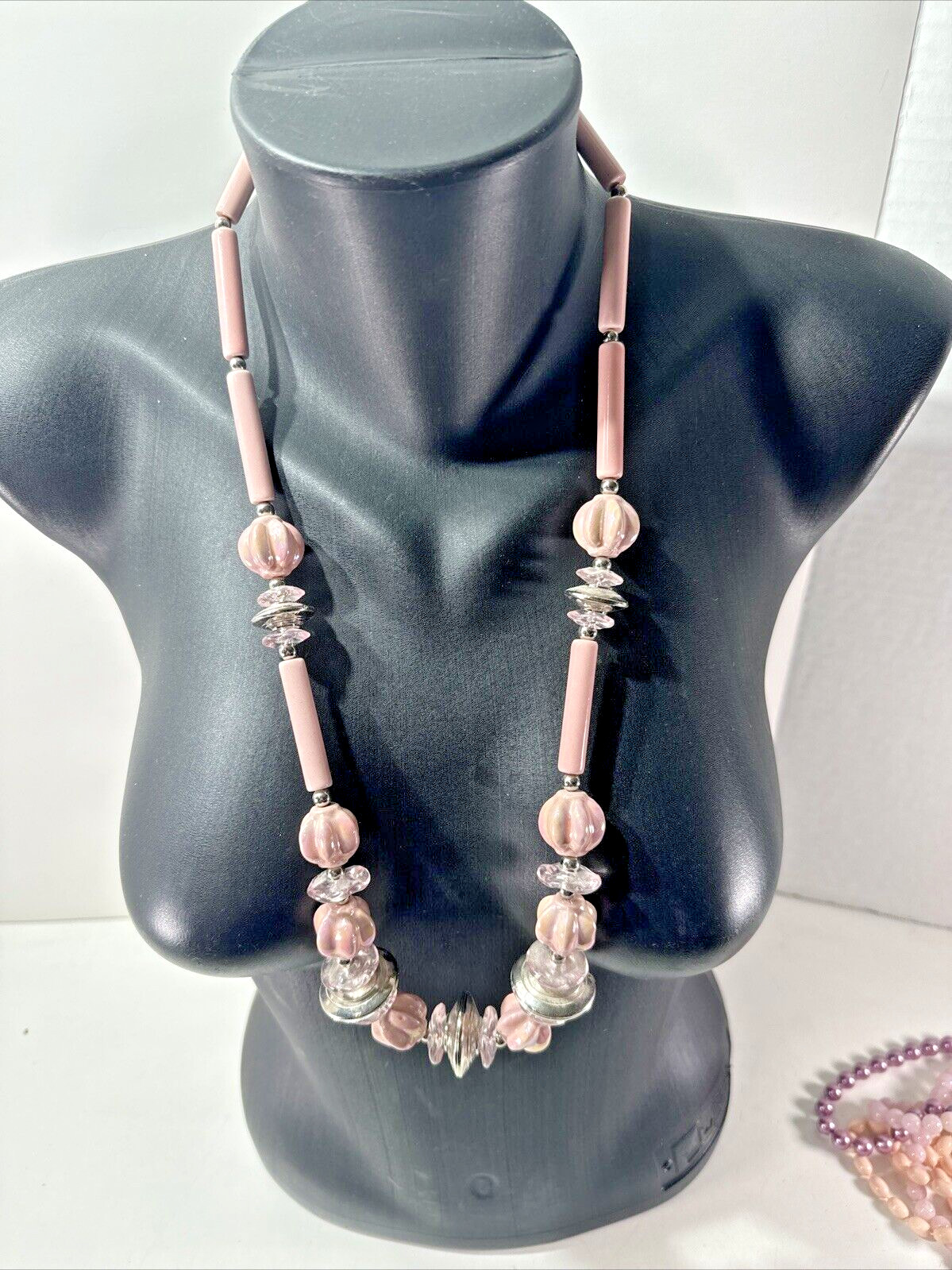 Vintage ESTATE 70S/80S/90S 6XBeaded Necklace SOME JAPAN SOME GLASS /LUCITE PINKS
