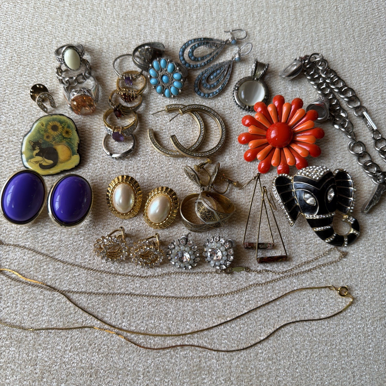 Mixed Jewelry lot of 26 Vintage and modern Estate Sale Find