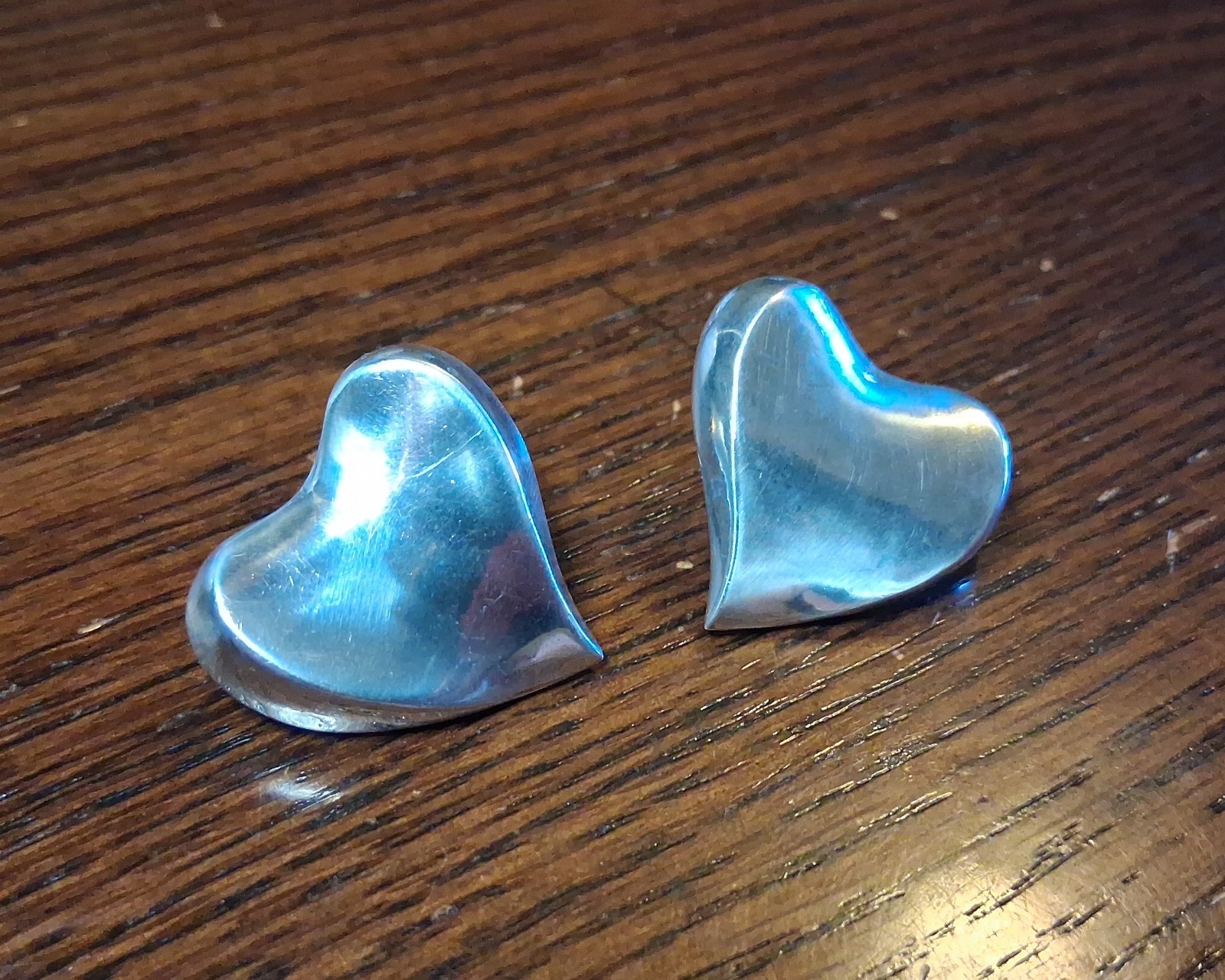 Vintage Sterling 1″ Heart Stud Earrings 7grams See Pics/Description
