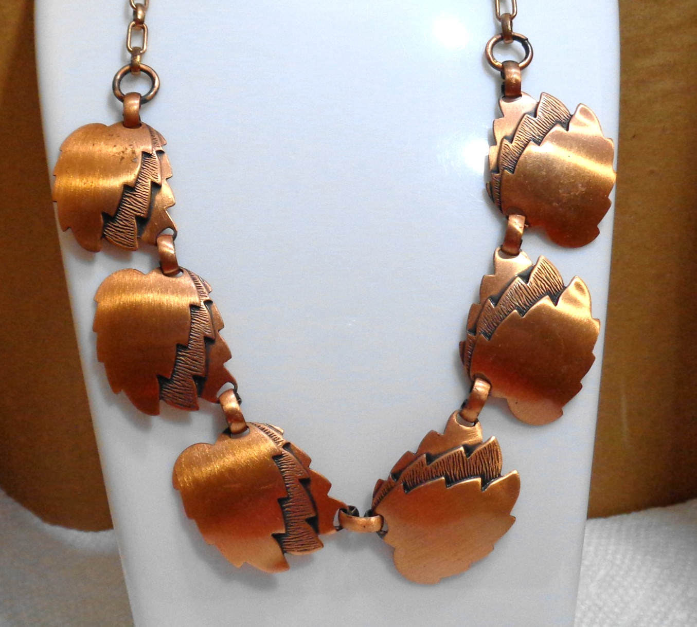 16 inch Vintage Solid Copper Renoir Triple Leaf Panels Necklace 1″ 31.6 grams
