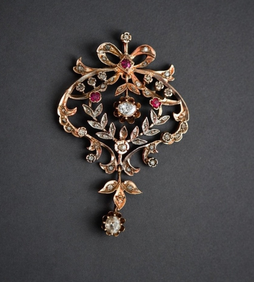 19c. Victorian Art Nouveau Rose 8К Gold Rose-Cut Diamond Ruby Necklace Pendant