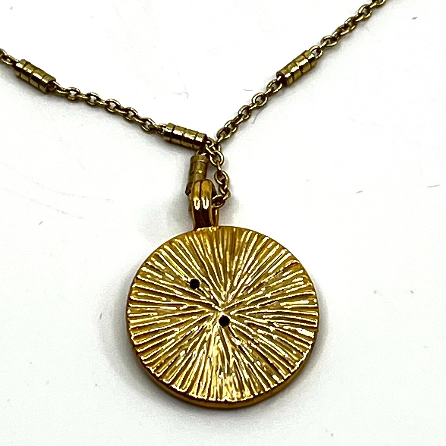 Vintage Gold Tone Celestial Crescent Moon Star Medallion Pendant Necklace Y2K
