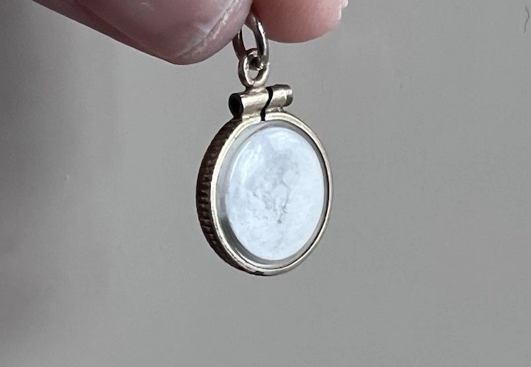 Vintage 1/20 14kt Gold Filled Shaker Locket Charm Pendant Filled With Unknown C9