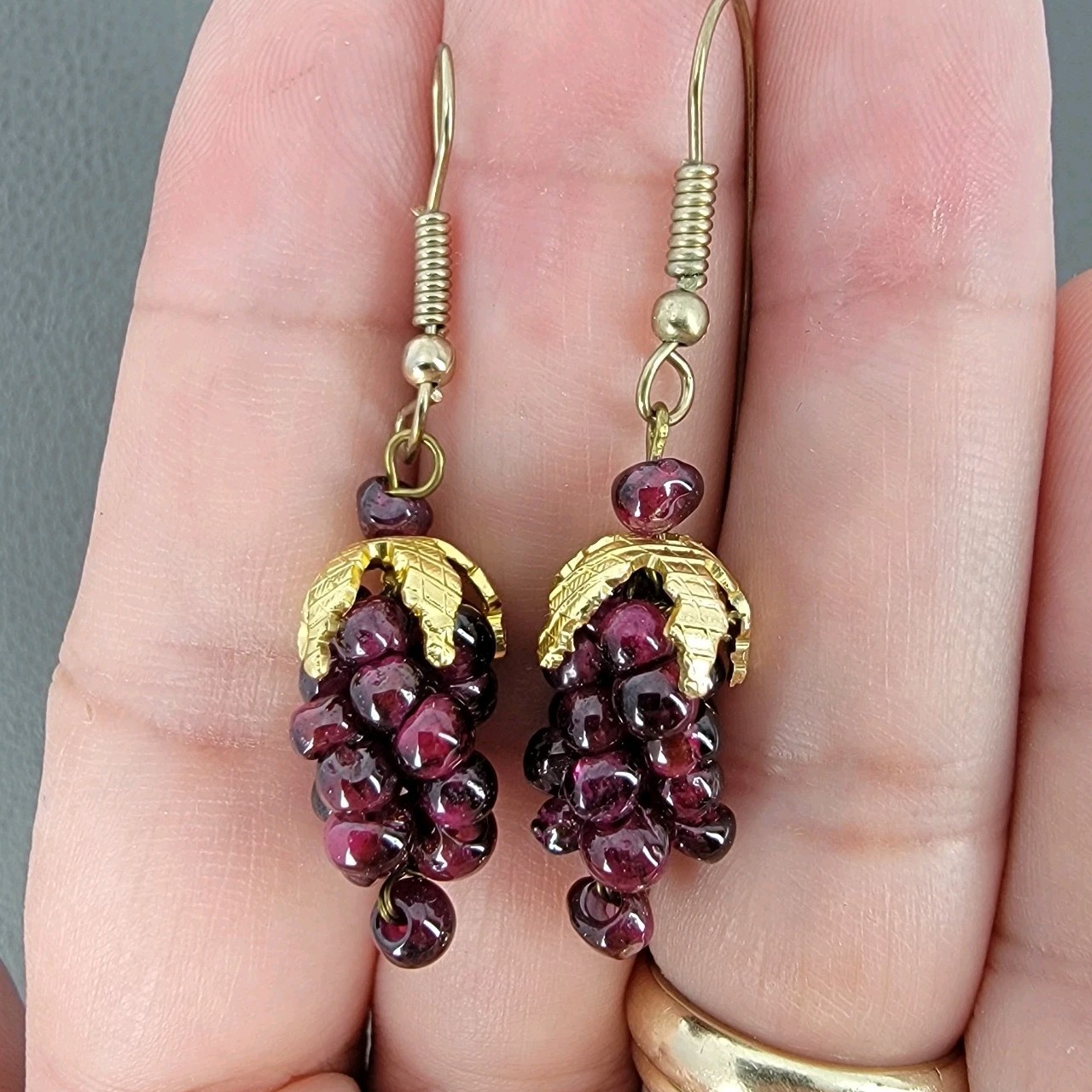 Vintage Genuine Garnet Grape Cluster Dangle Earrings 1.75″ Long