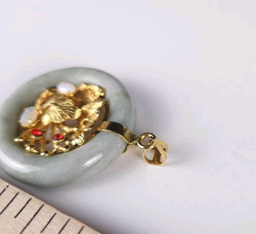 7mm Natural Jade Round Circular Goldtone Pendant