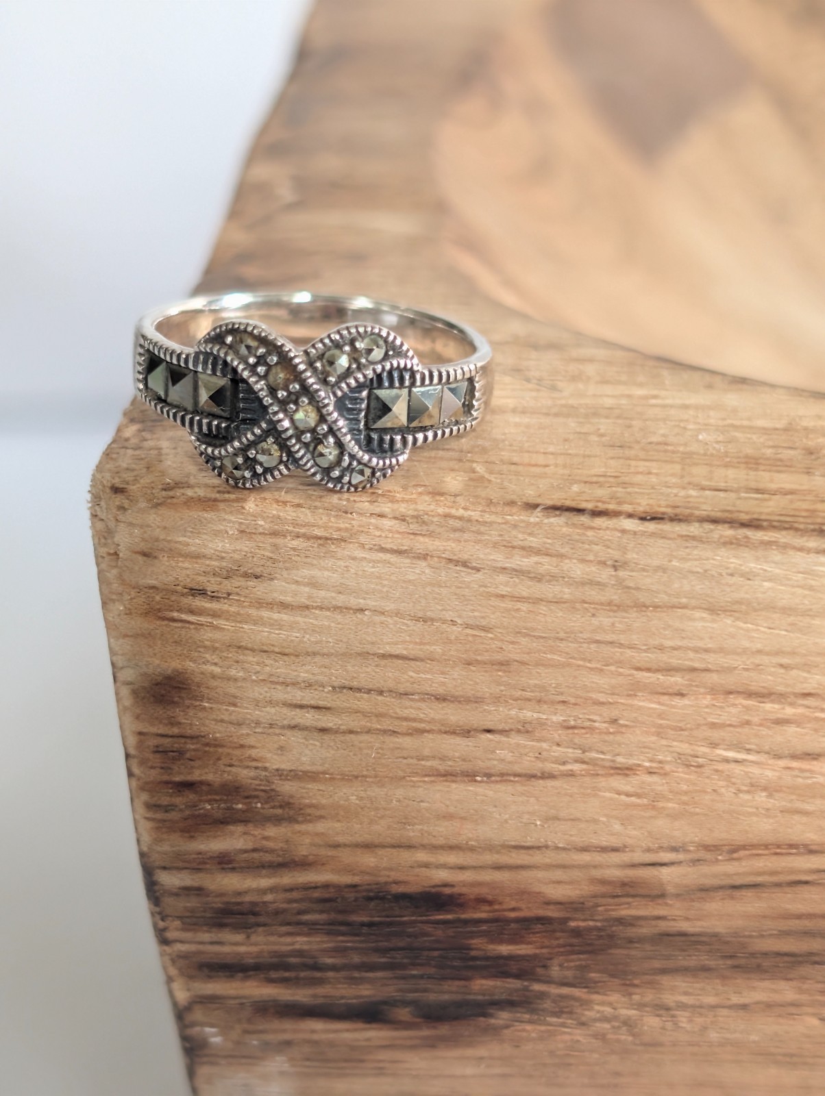 Art Deco Classic Infinity Knot Ring 925 Sterling Silver and Marcasite Size 6.5