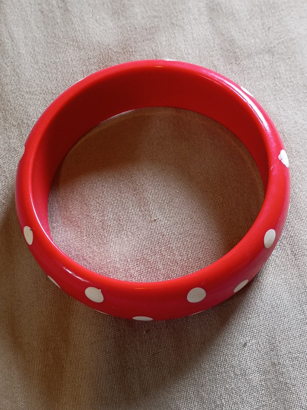 Unique Vintage Polkadot Red and White Color Plastic Bracelet.