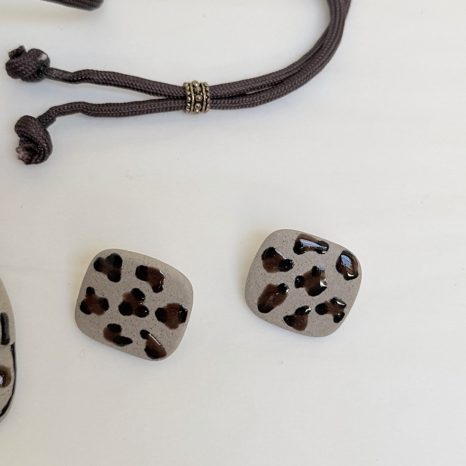 Vintage Ceramic Cat Cheetah Calderon Signed Necklace Clip On Earrings Set Gift