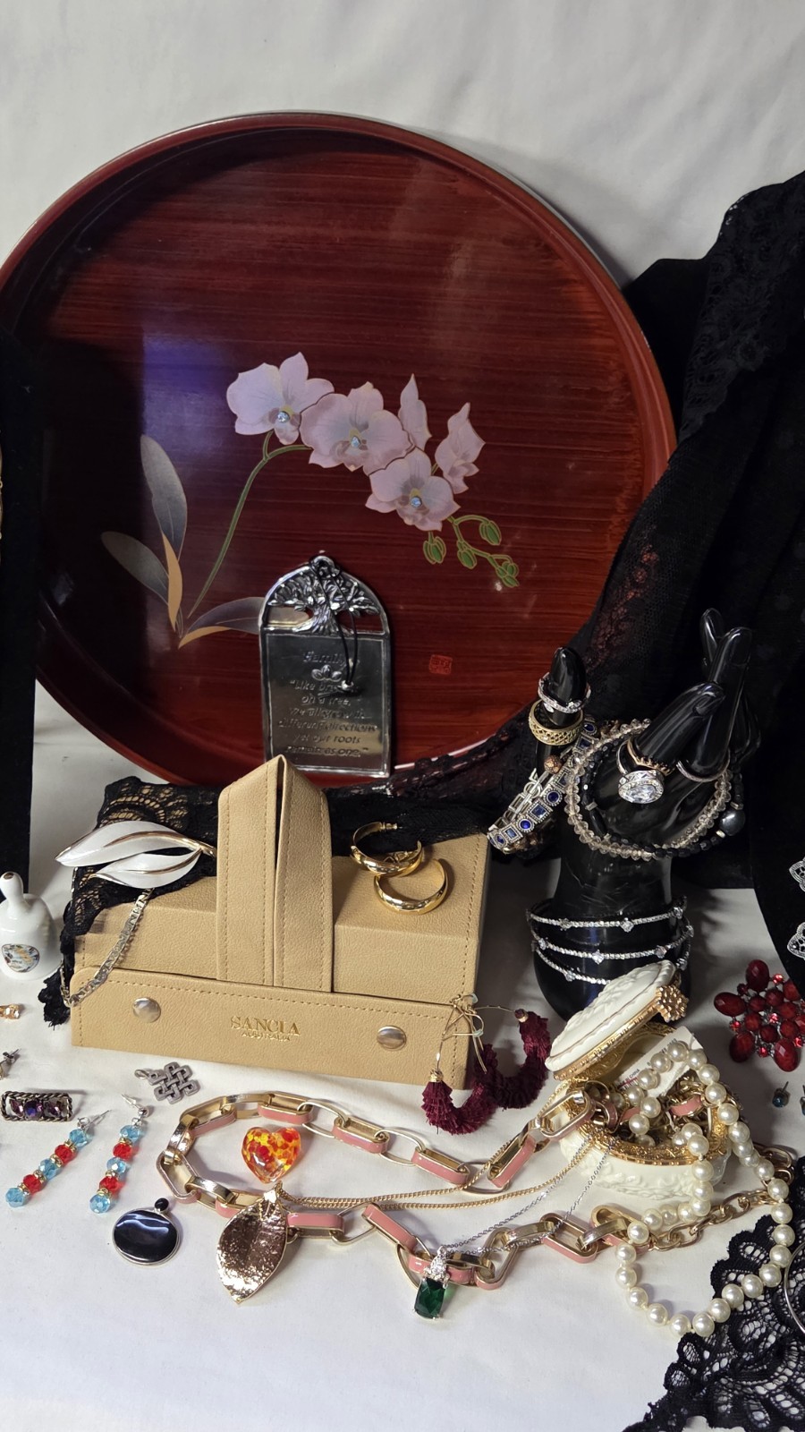 Grandma’s Estate; Jewelry, Trinkets, & Extra Fun Junk! Lot #124