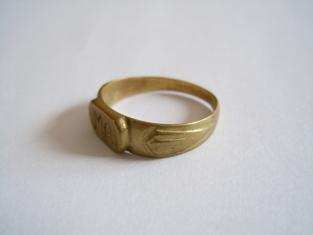 Vintage Signet Ring Brass Initial Engraving Monogram MA 2.4 g/Size 60/B:0.6 cm