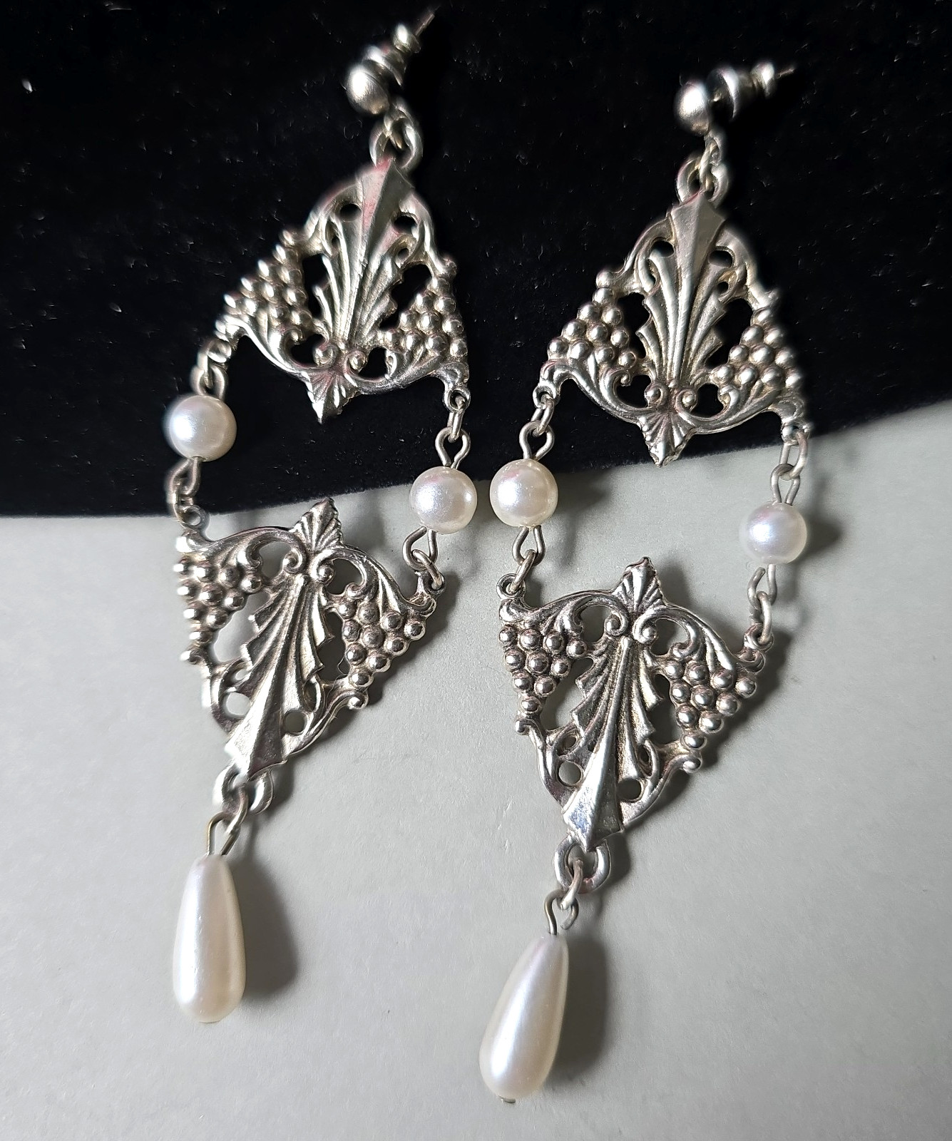 Vintage Silver Tone Faux Pearls Victorian Style Dangle Pierced Earrings
