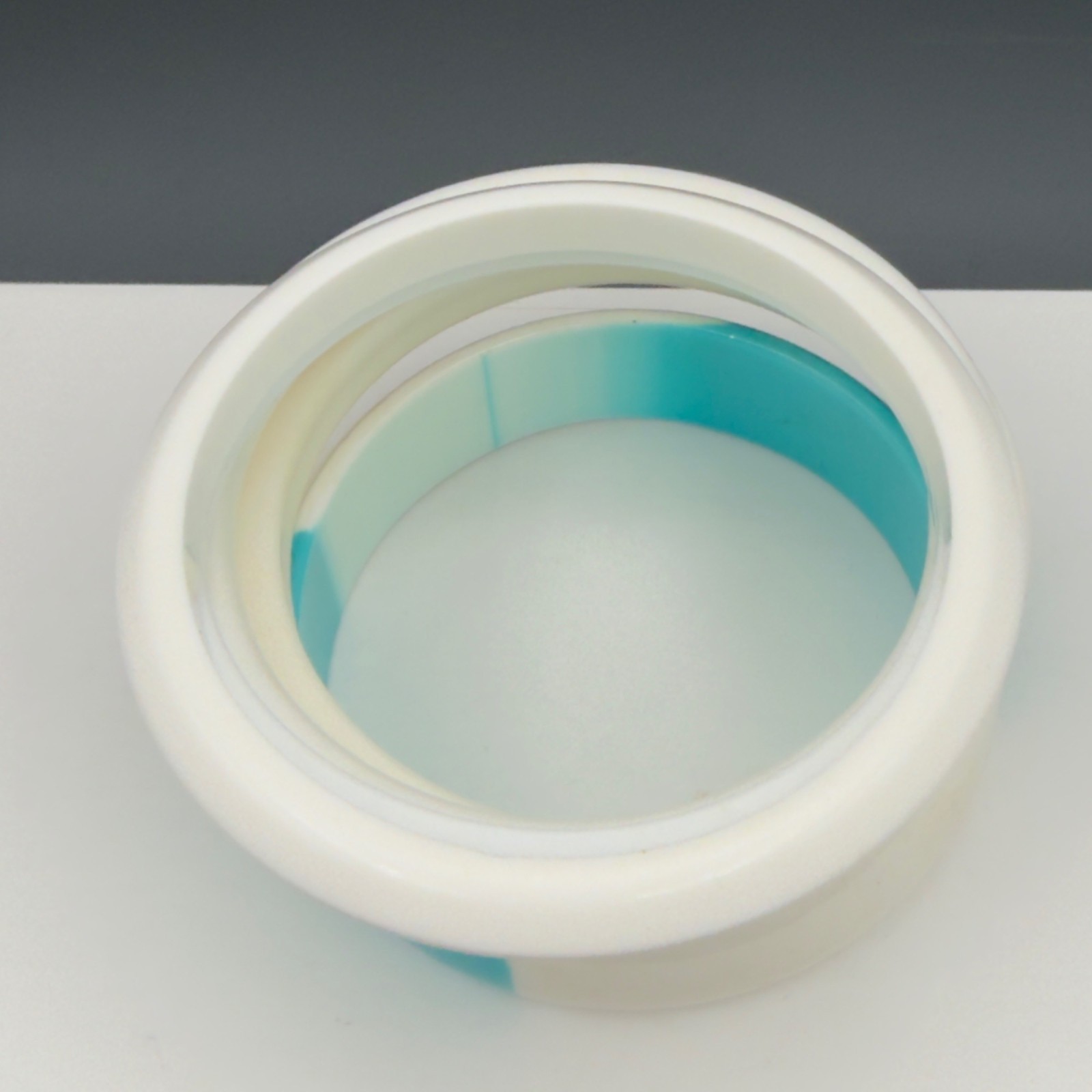 Retro White Blue Lucite Bangle Bracelets Stackable Spring Set Of 5 Mixed