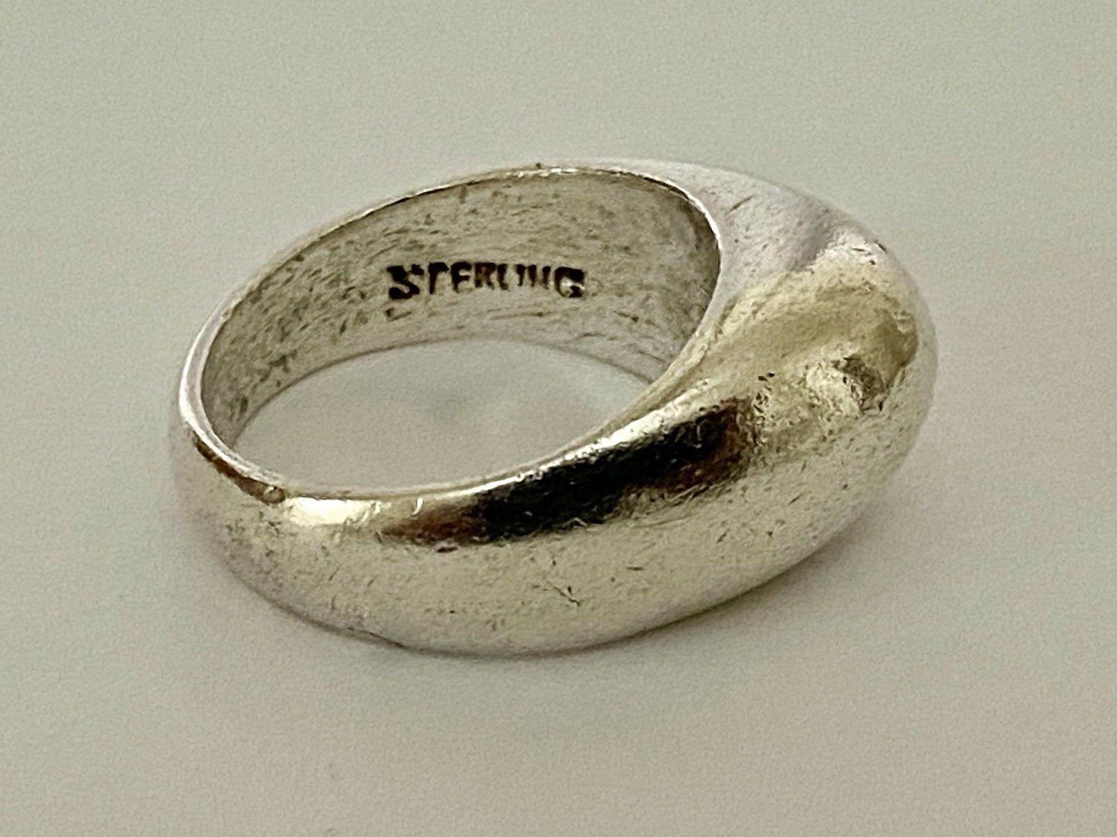 Vintage Sterling Silver Heavy 12.4gr Curved Smooth Dome Ring Size 6.5