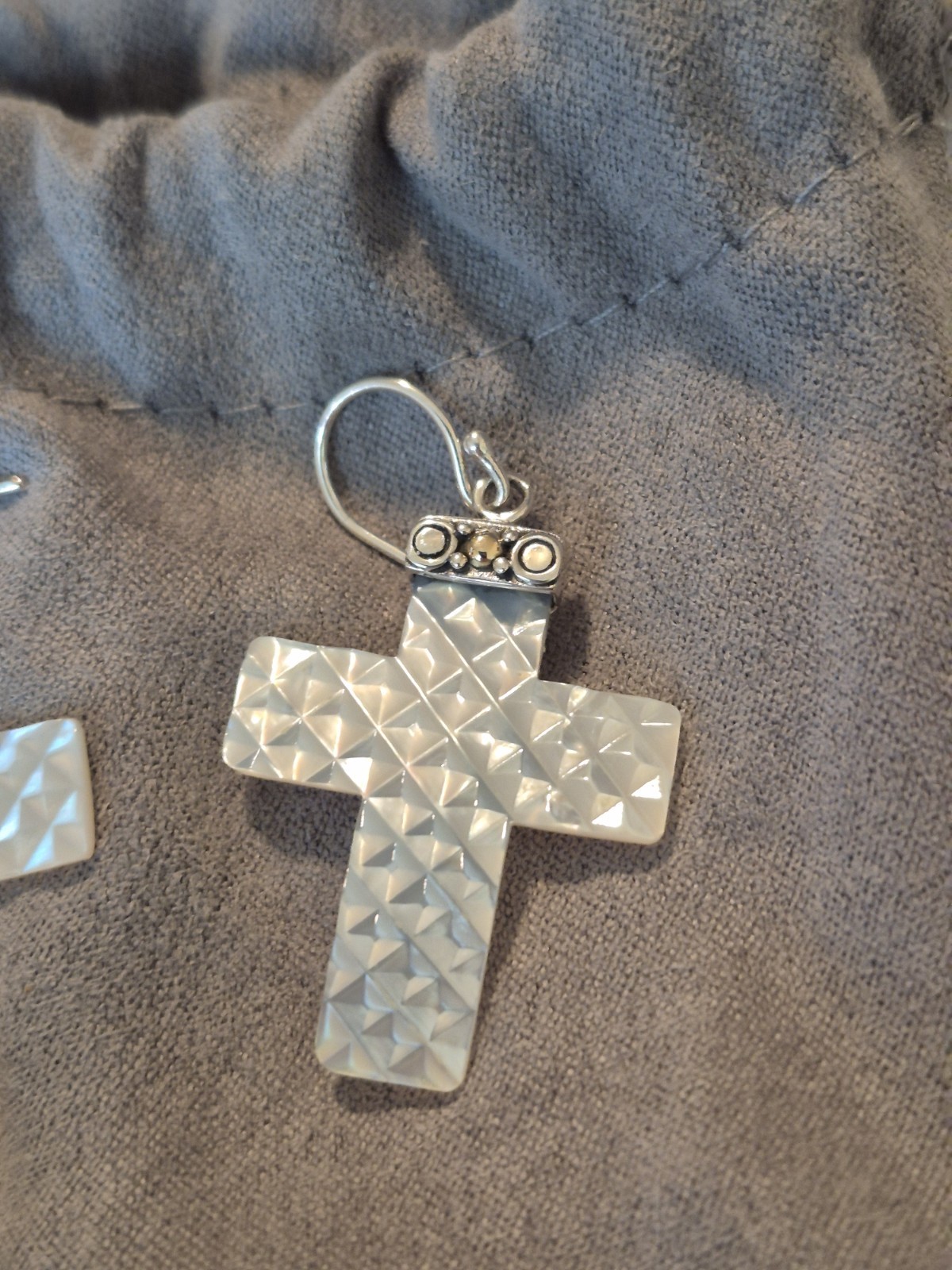 EUC Robert Manse 18k Gold Sterling Silver Carved MOP Shell Cross Dangle Earrings
