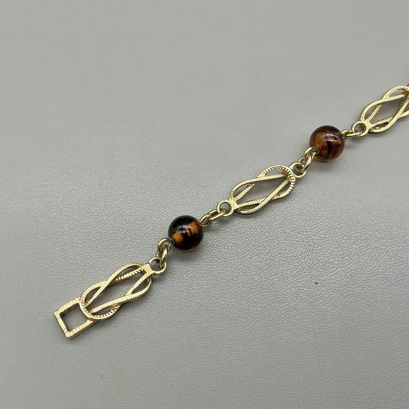 Avon Gold Tone Brown Glass Bead Chain Bracelet Snap Clasp Womens Fashion Jewelry