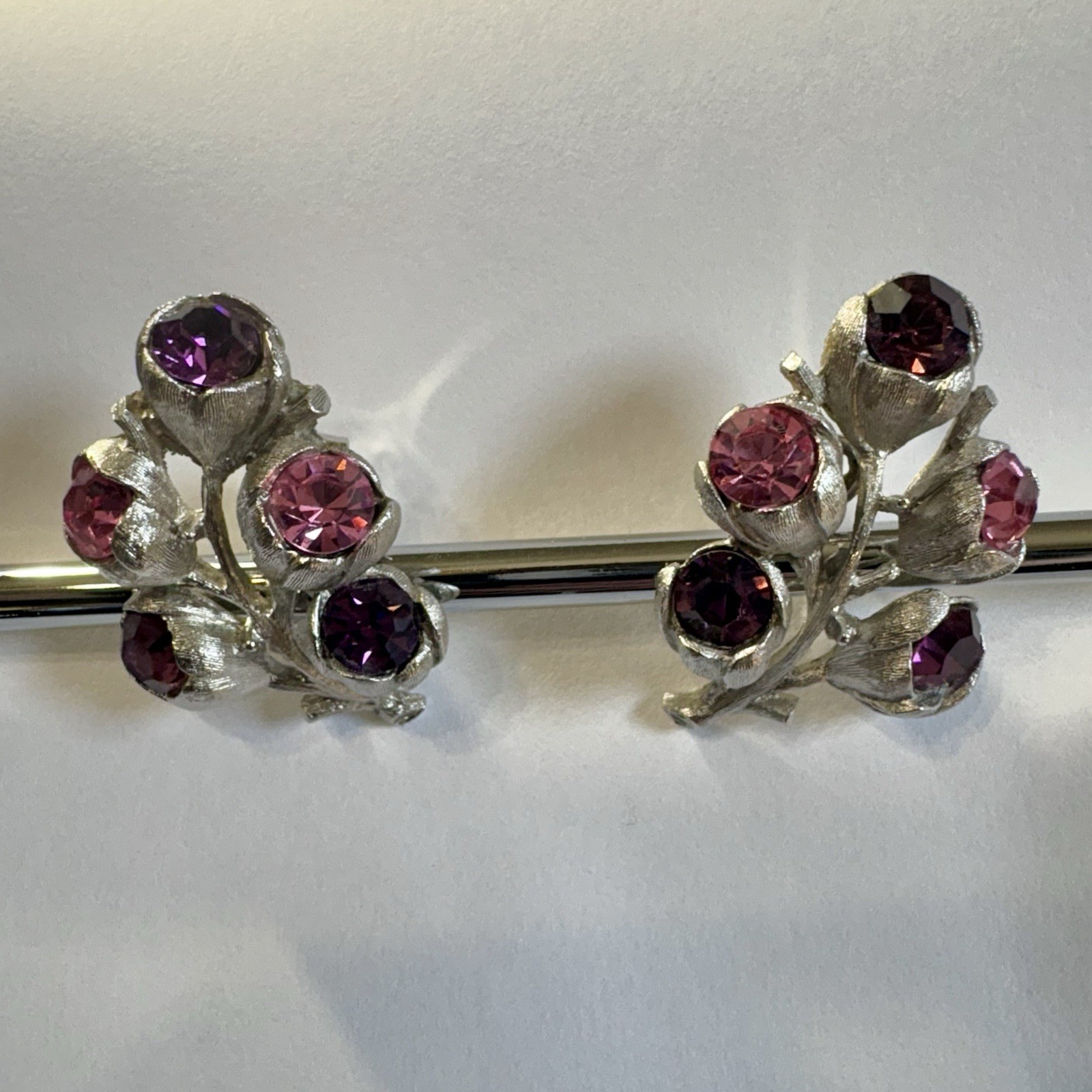Vtg Sarah Coventry Wisteria Clip Earrings Set Pink Purple Rhinestone Silver Tone