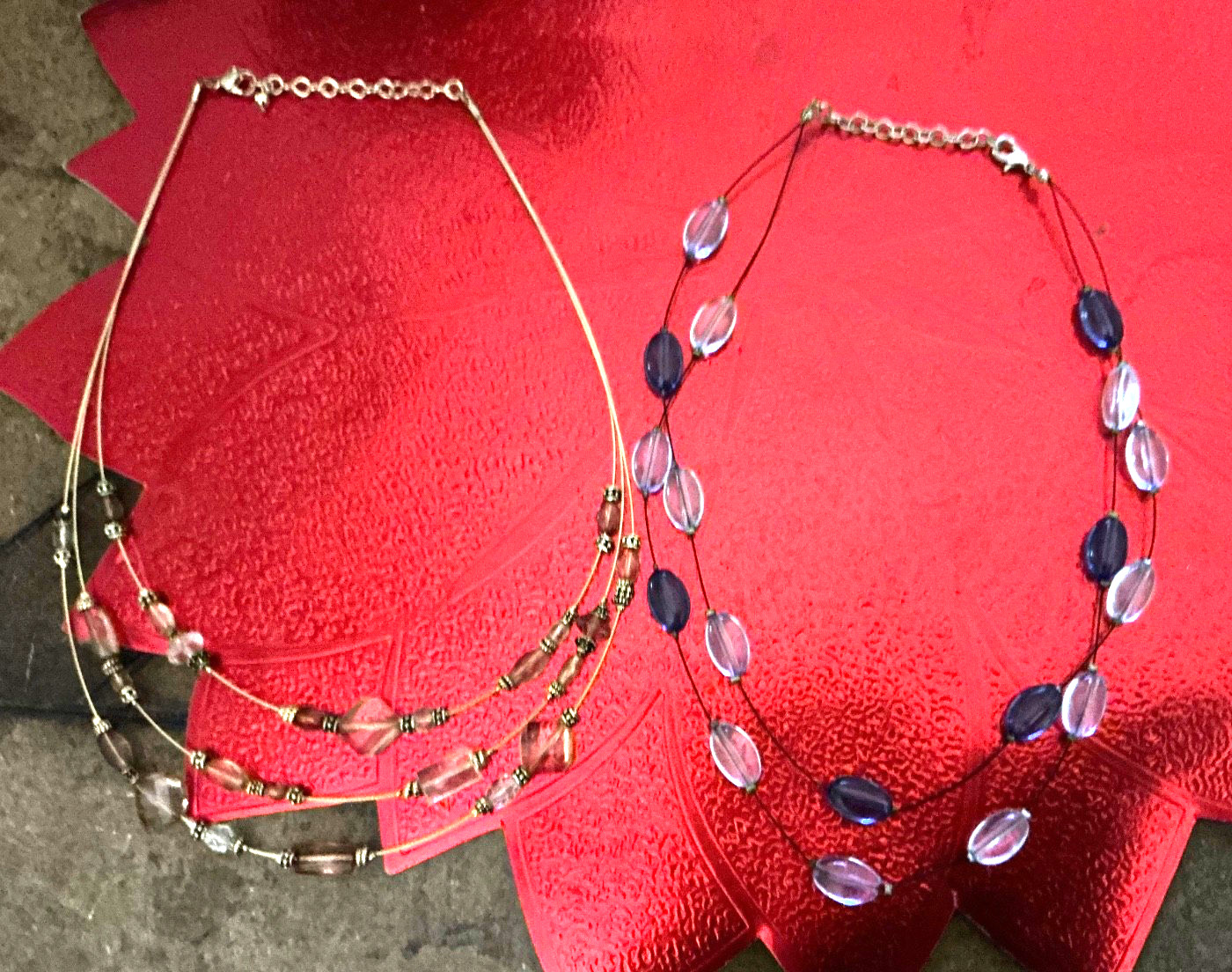 Lot of 2 Vintage 90’s Wire & Beads Choker Necklaces 1 BLue, 1 Brown 7”