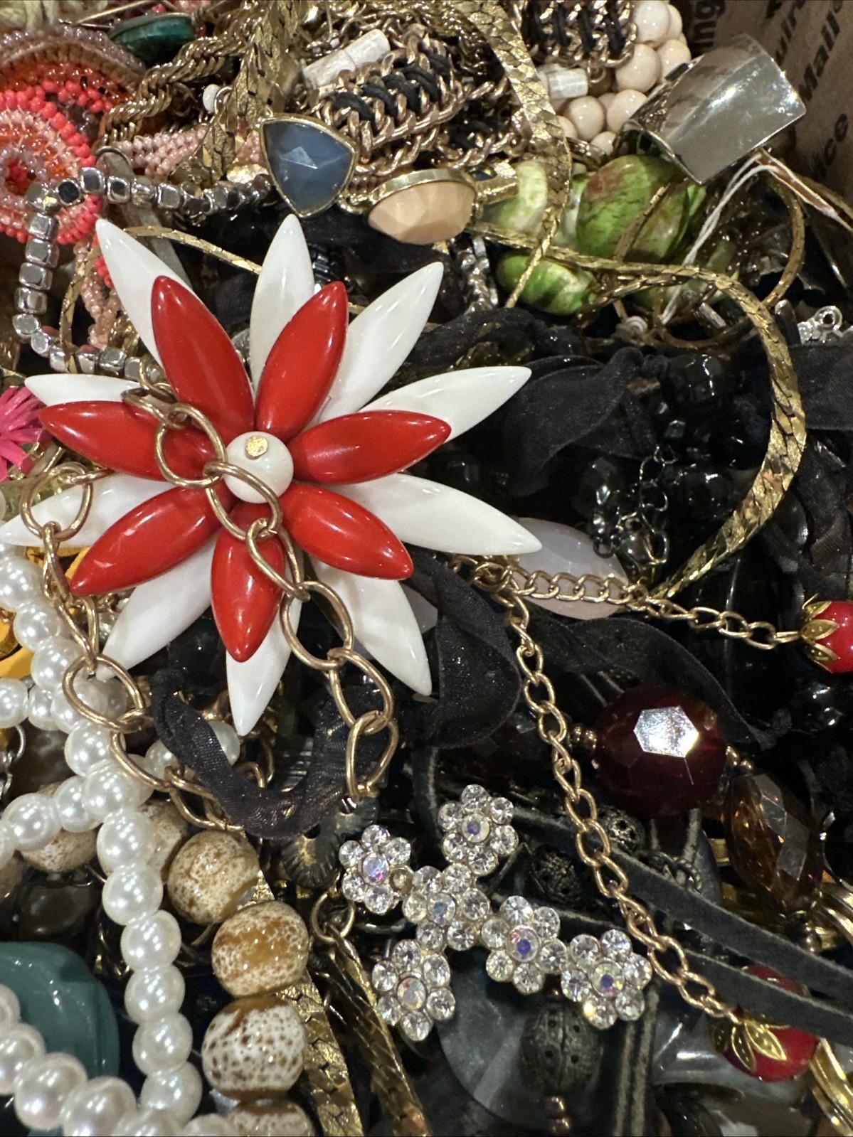 Vintage To Now Junk Drawer Jewelry Lot Unsearched Untested 15 Pounds – AM1