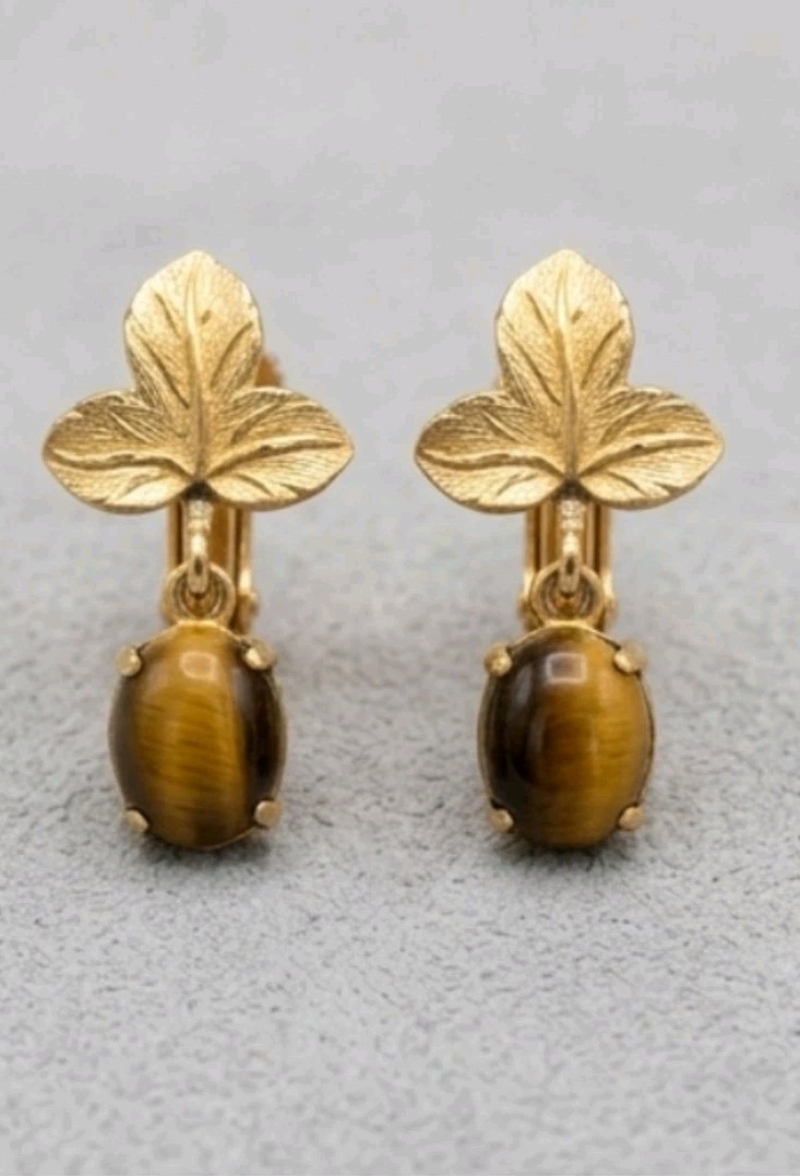 Vintage 1/20 12K GF Gold Filled Tigers Eye Leaf Clip On Screw Back Earrings