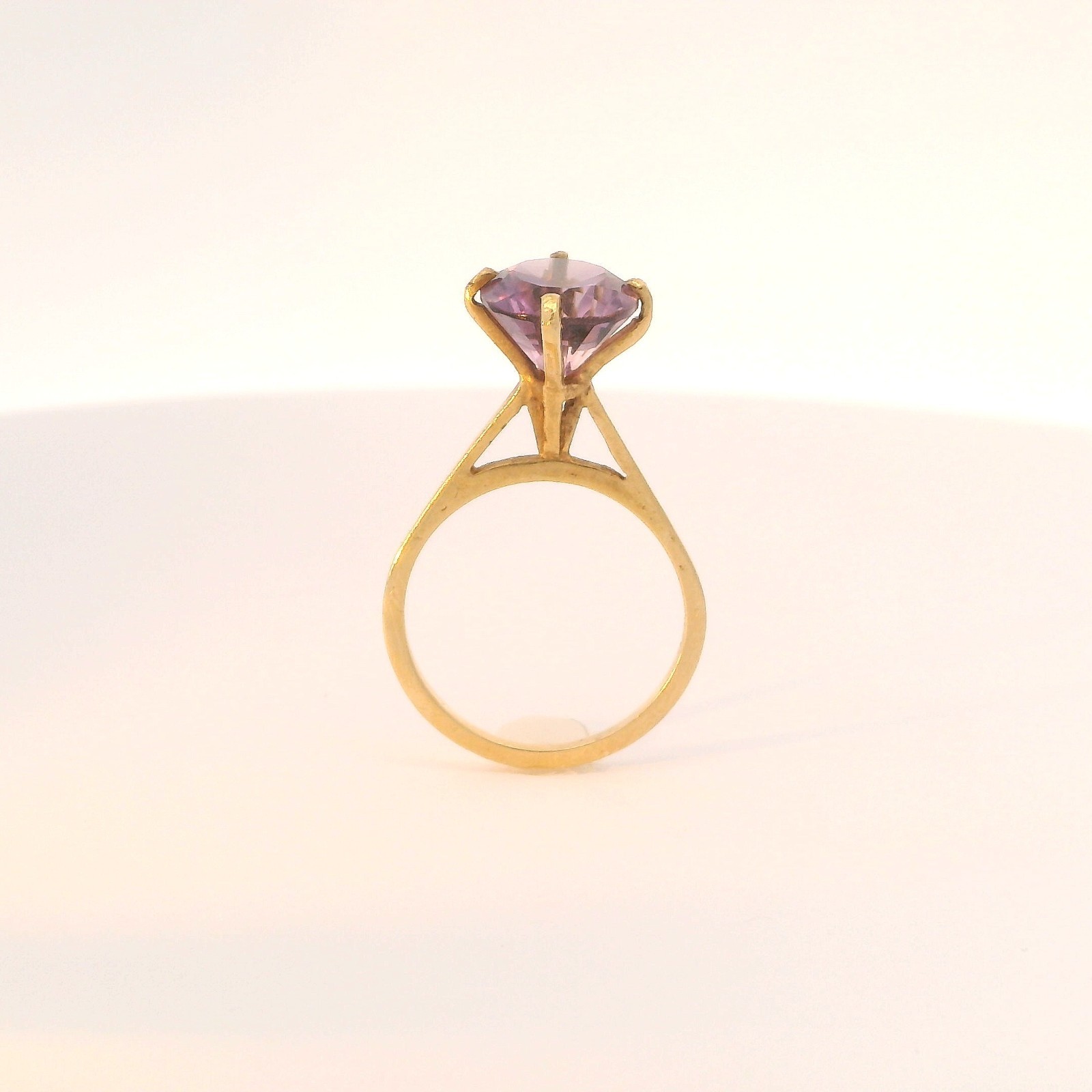 Estate 14K Yellow Gold Amethyst Ring – 1940s High Raised Setting, Size 5.5