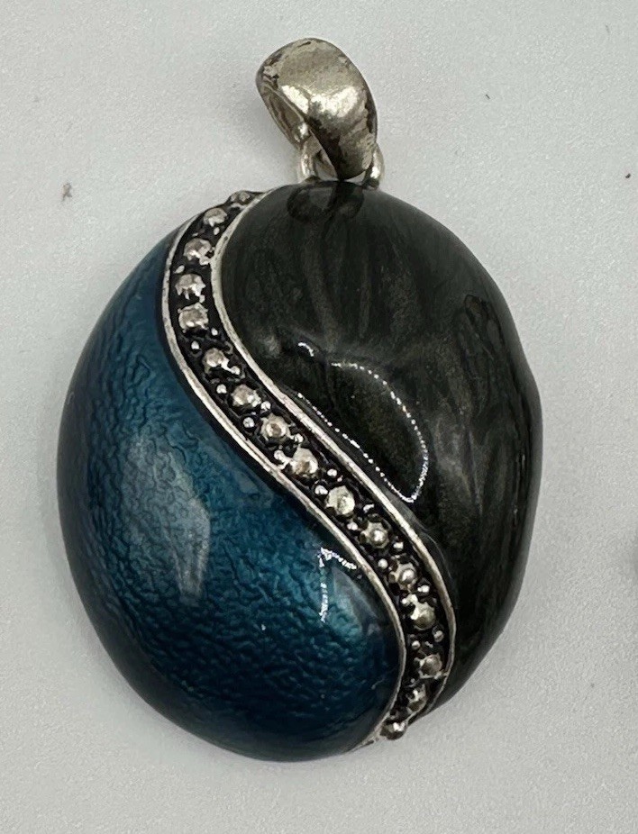 5pc Mixed Lot Silver Tone Metal Pendants, Multicolor