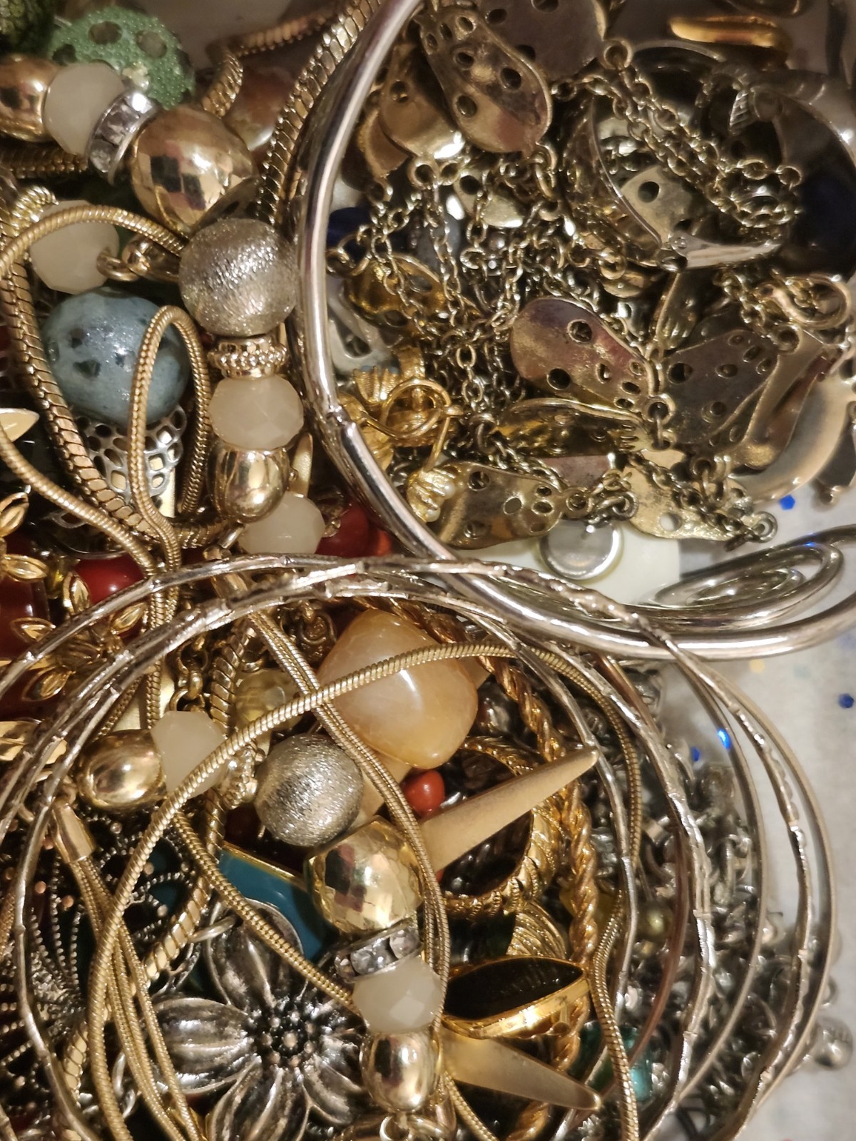 Vintage to now jewelry lot #108