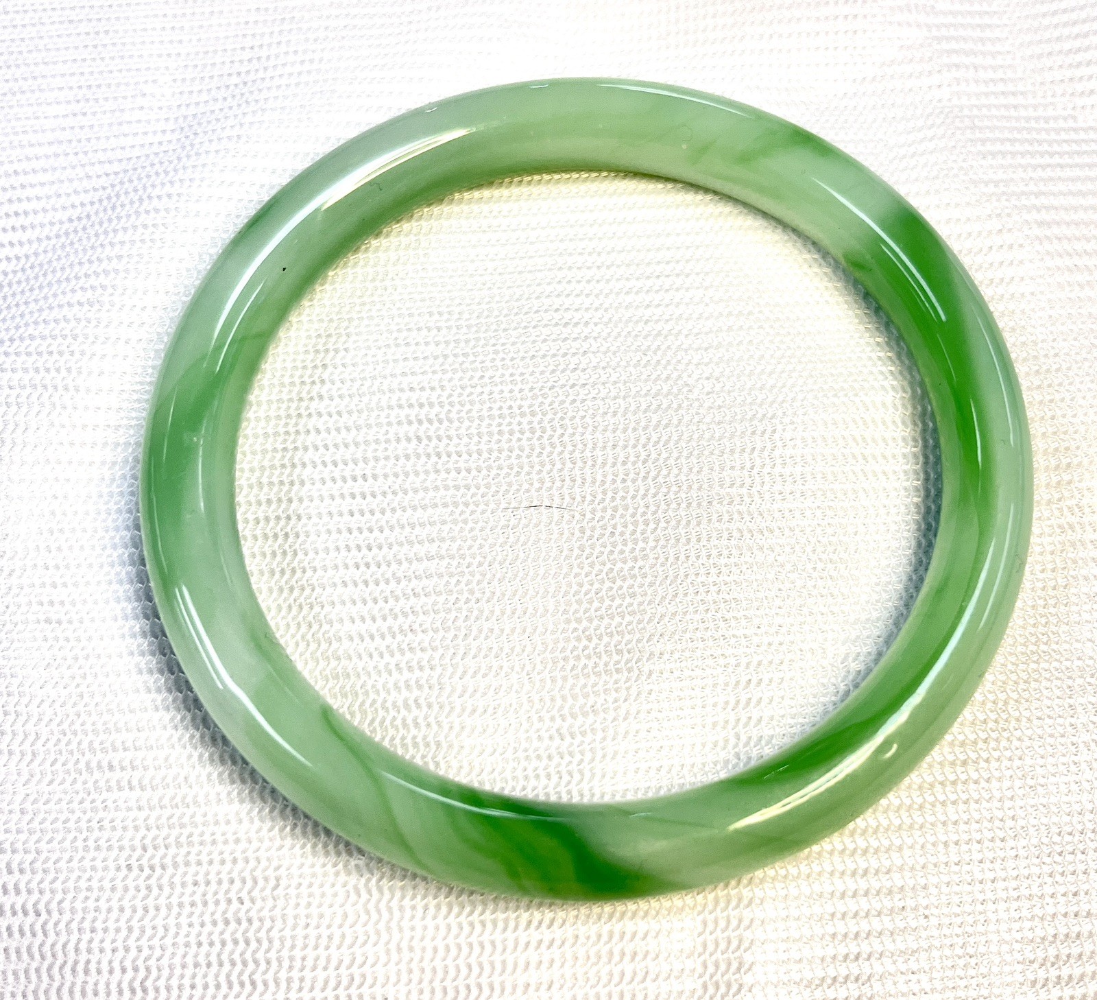 Vintage Green Jade Bangle Bracelet 70s Style Jadeite – Size 60 mm
