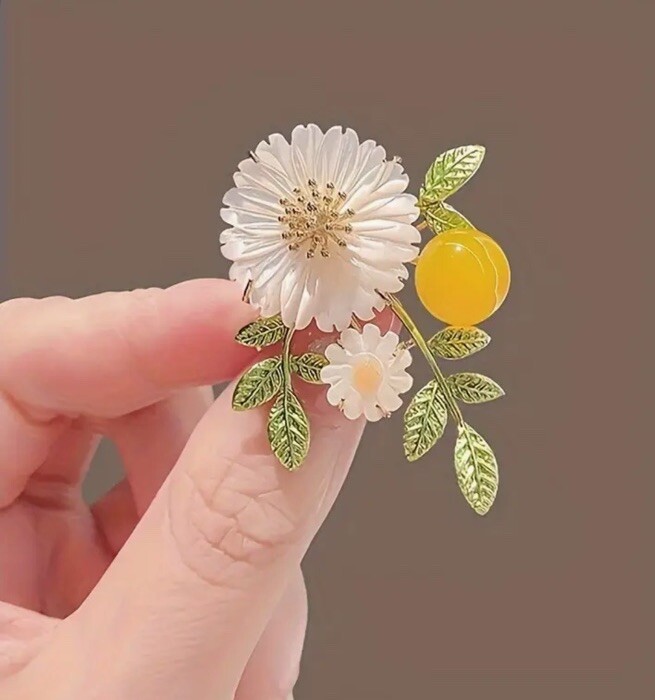Daisy Flower Brooch Pin, Green Leaf Brooch Pin For Women, Gift Ideas