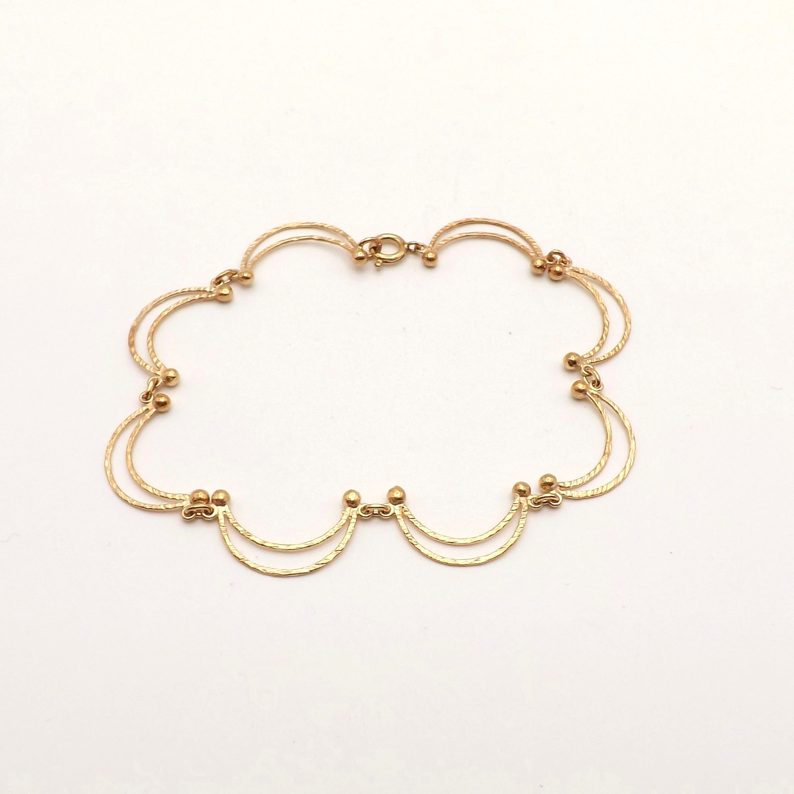 Solid 14k Yellow Gold Crescent Moon Scalloped Bracelet U Shape 7in Vintage